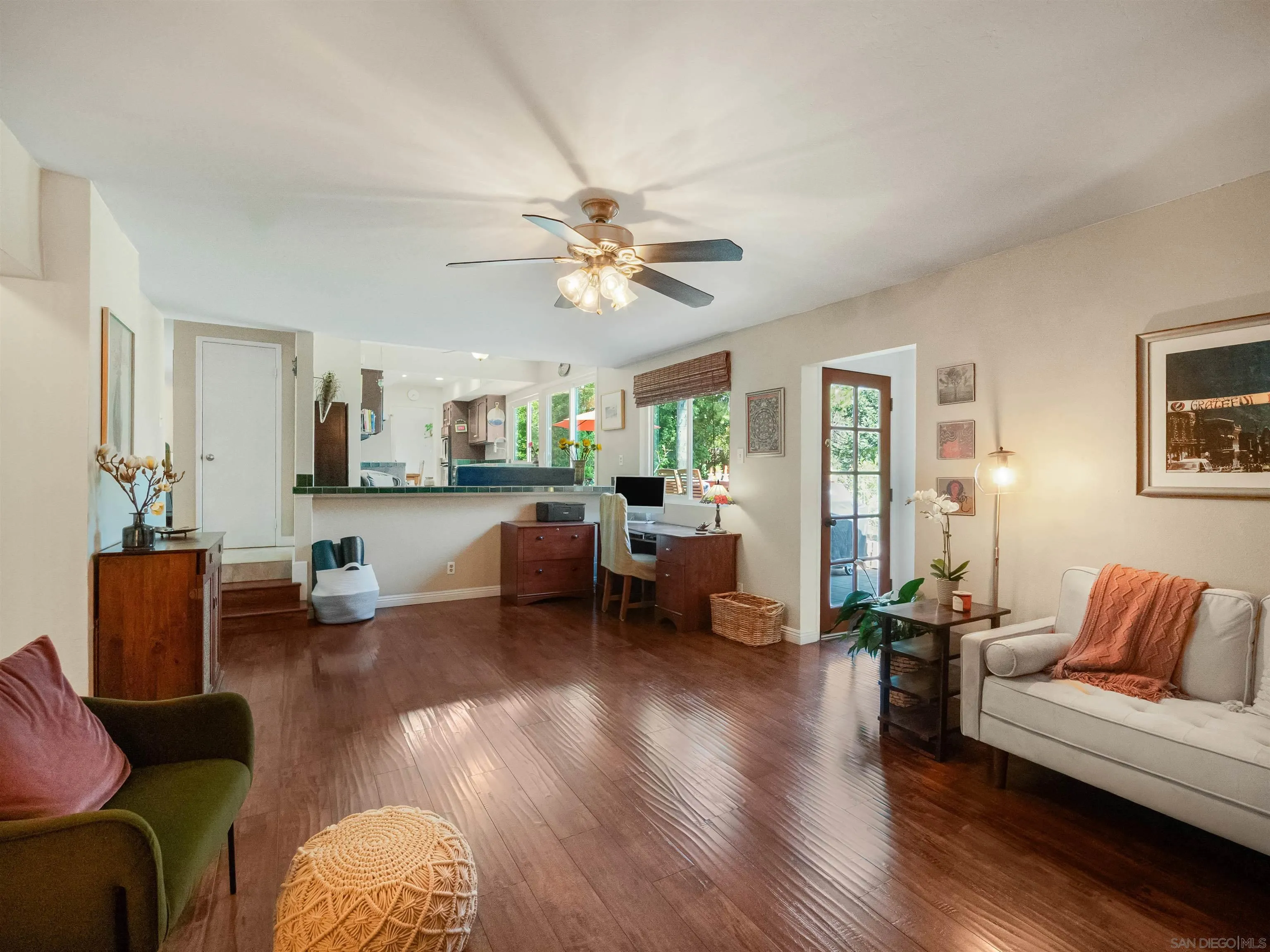 https://cdn.realtyfeed.com/cdn/127/260014959/455397eab46e872d170d89aadc94134d.webp