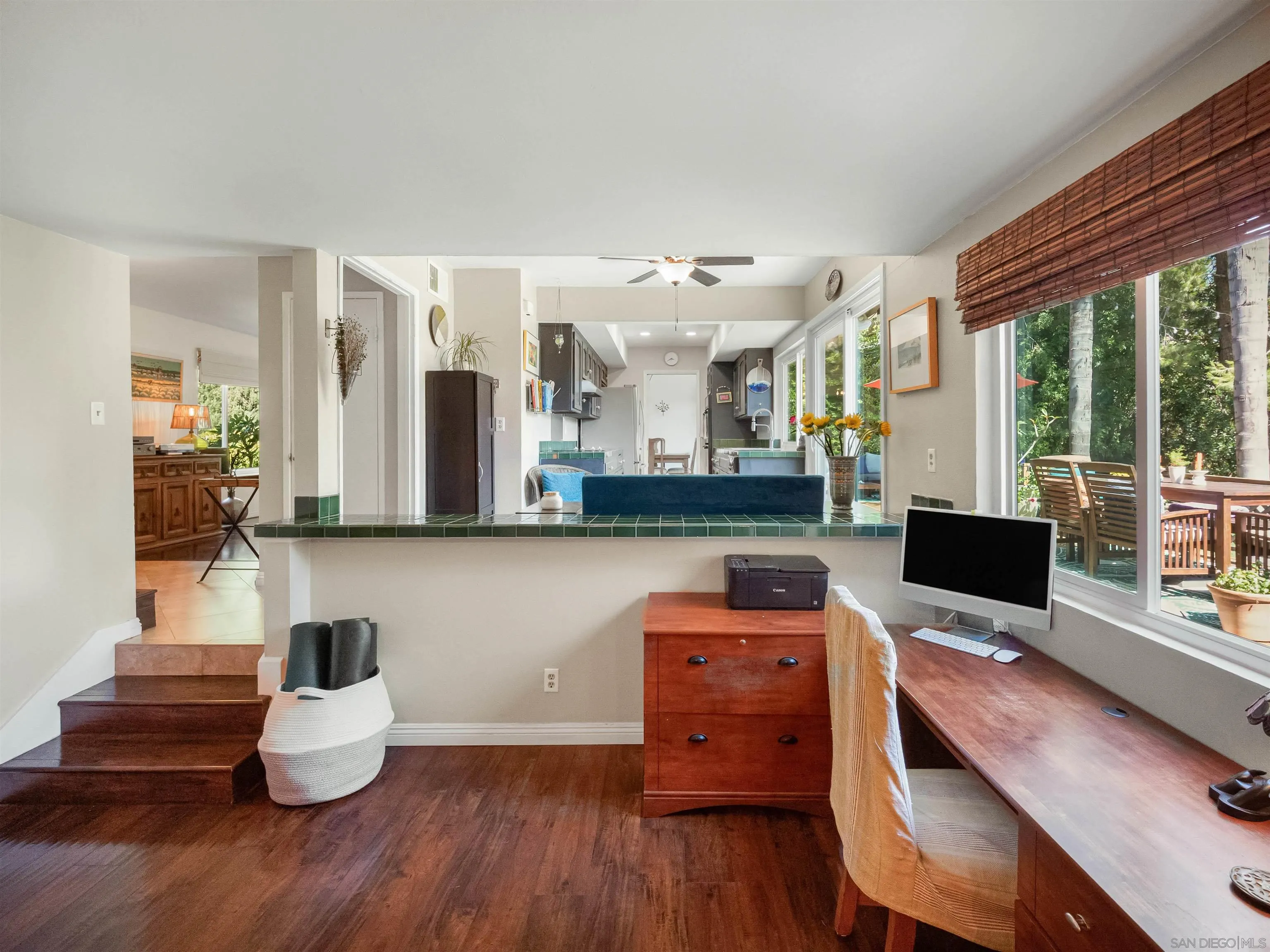 https://cdn.realtyfeed.com/cdn/127/260014959/6c3d398b1f92d0122baaaa9f885b2c9b.webp