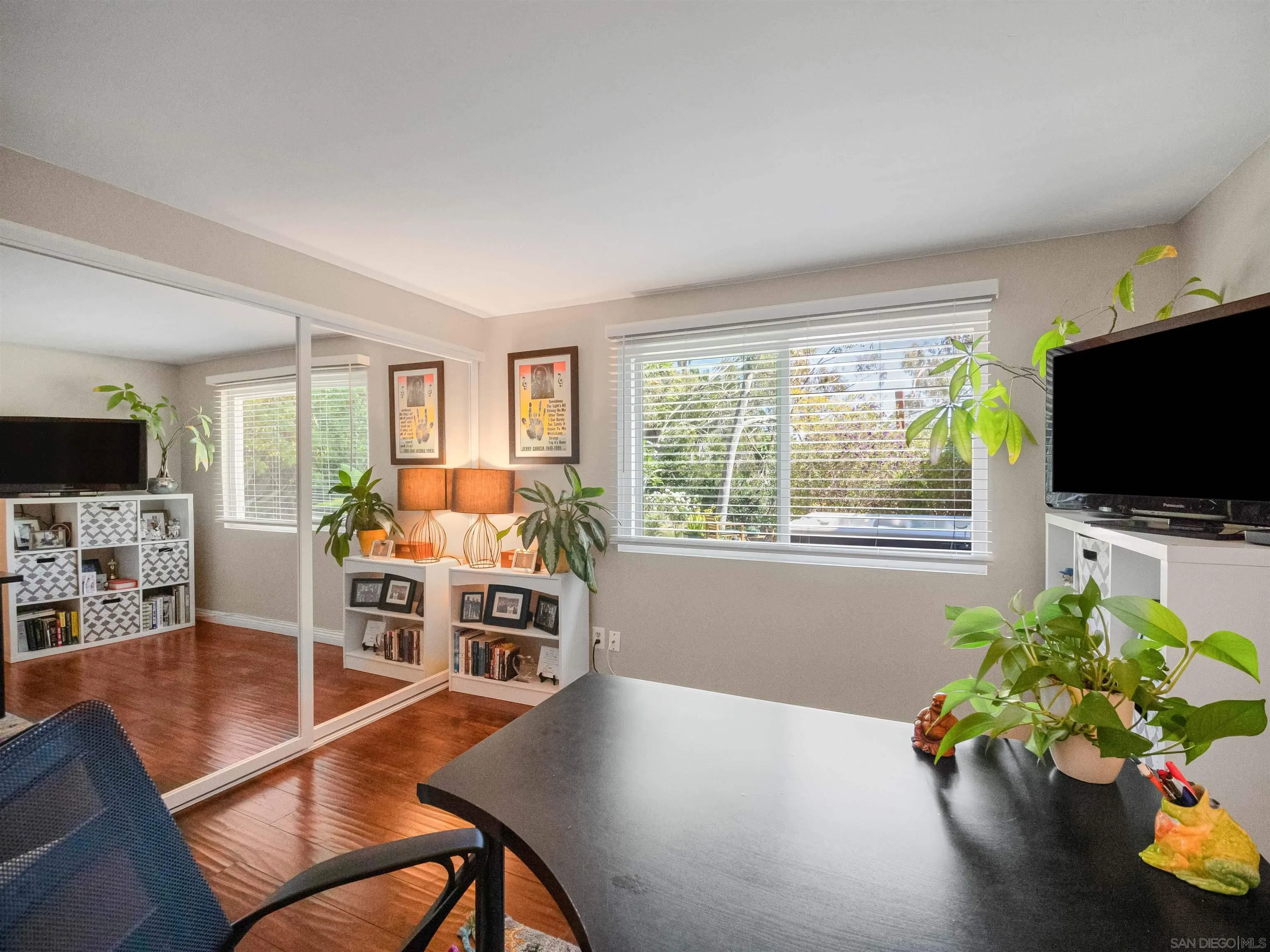 https://cdn.realtyfeed.com/cdn/127/260014959/c2776be2e8ae5c1d436b7ae2a0b8580c.webp