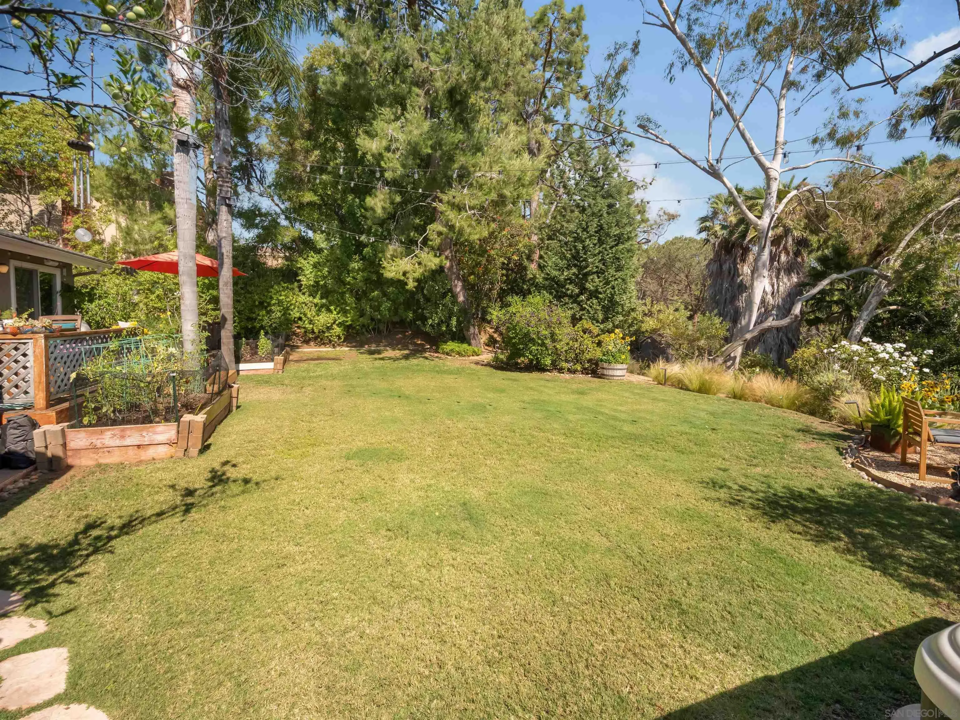 https://cdn.realtyfeed.com/cdn/127/260014959/d2e8af1e6806f172eb3531a13ac3e863.webp