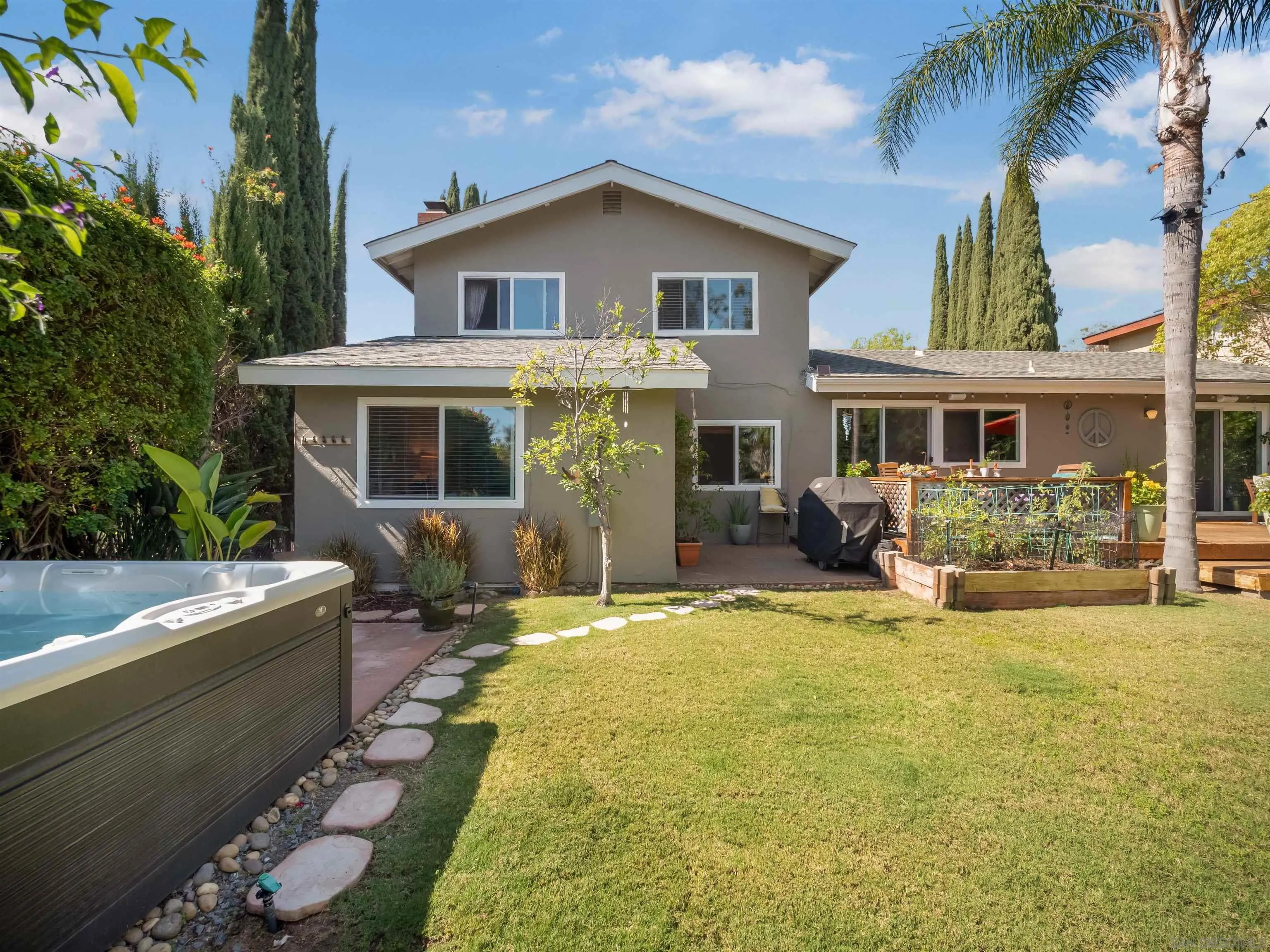 https://cdn.realtyfeed.com/cdn/127/260014959/ed62dcb2612d01a4eef0835c7f4c691d.webp