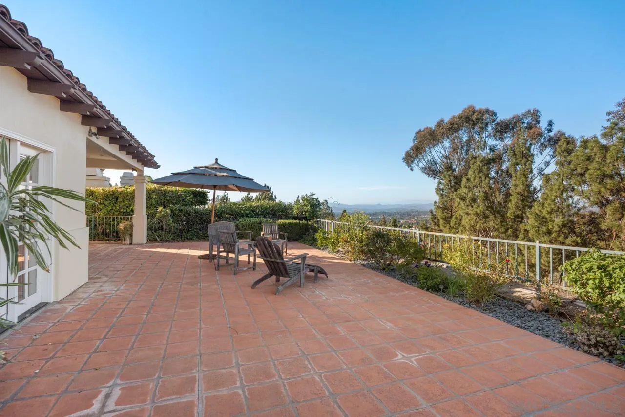 https://cdn.realtyfeed.com/cdn/127/260014961/e3f0be0bb7028077ebfc752135a357dd.webp