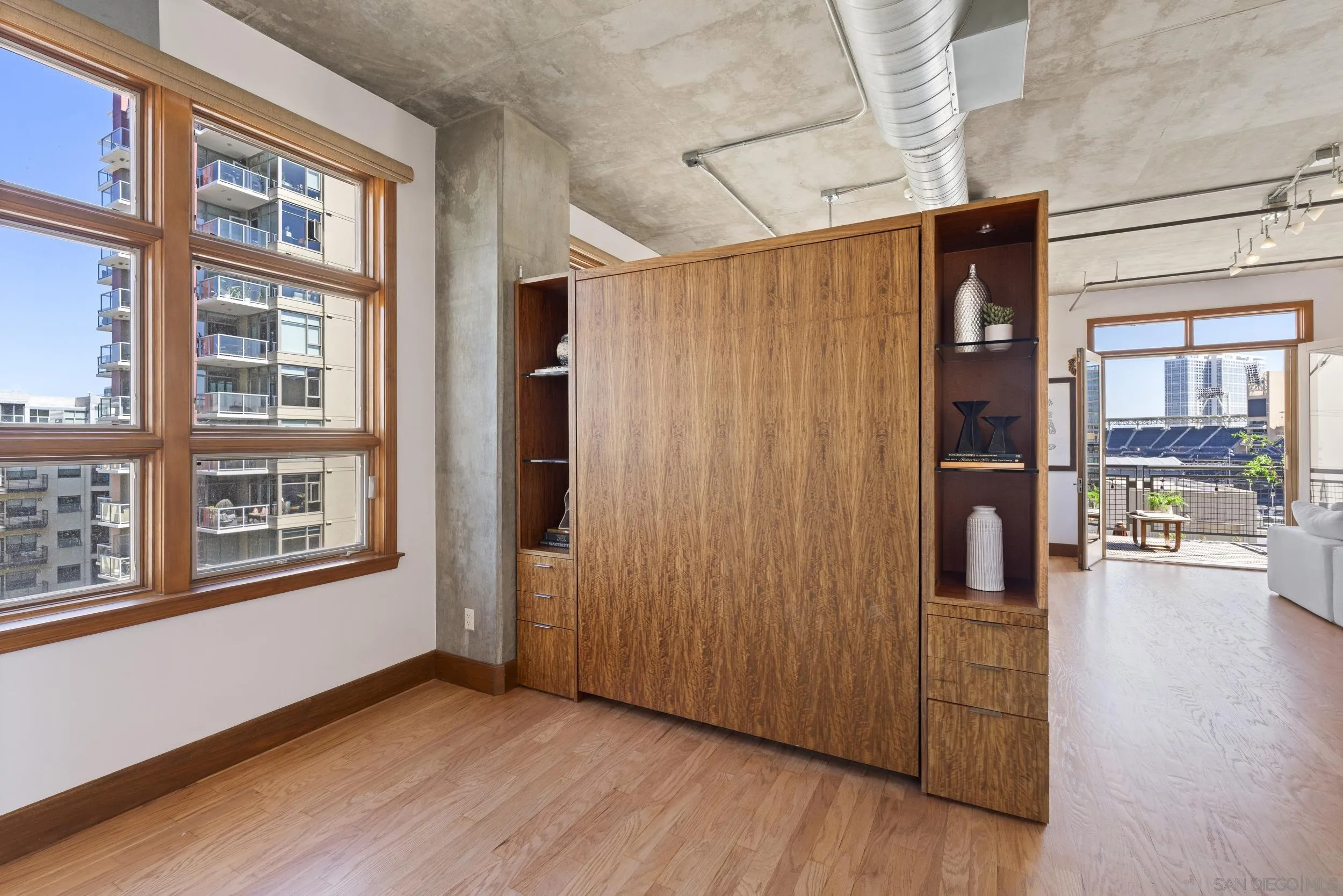 https://cdn.realtyfeed.com/cdn/127/260014962/683afef804b1cfc42bab80b6d6d47558.webp