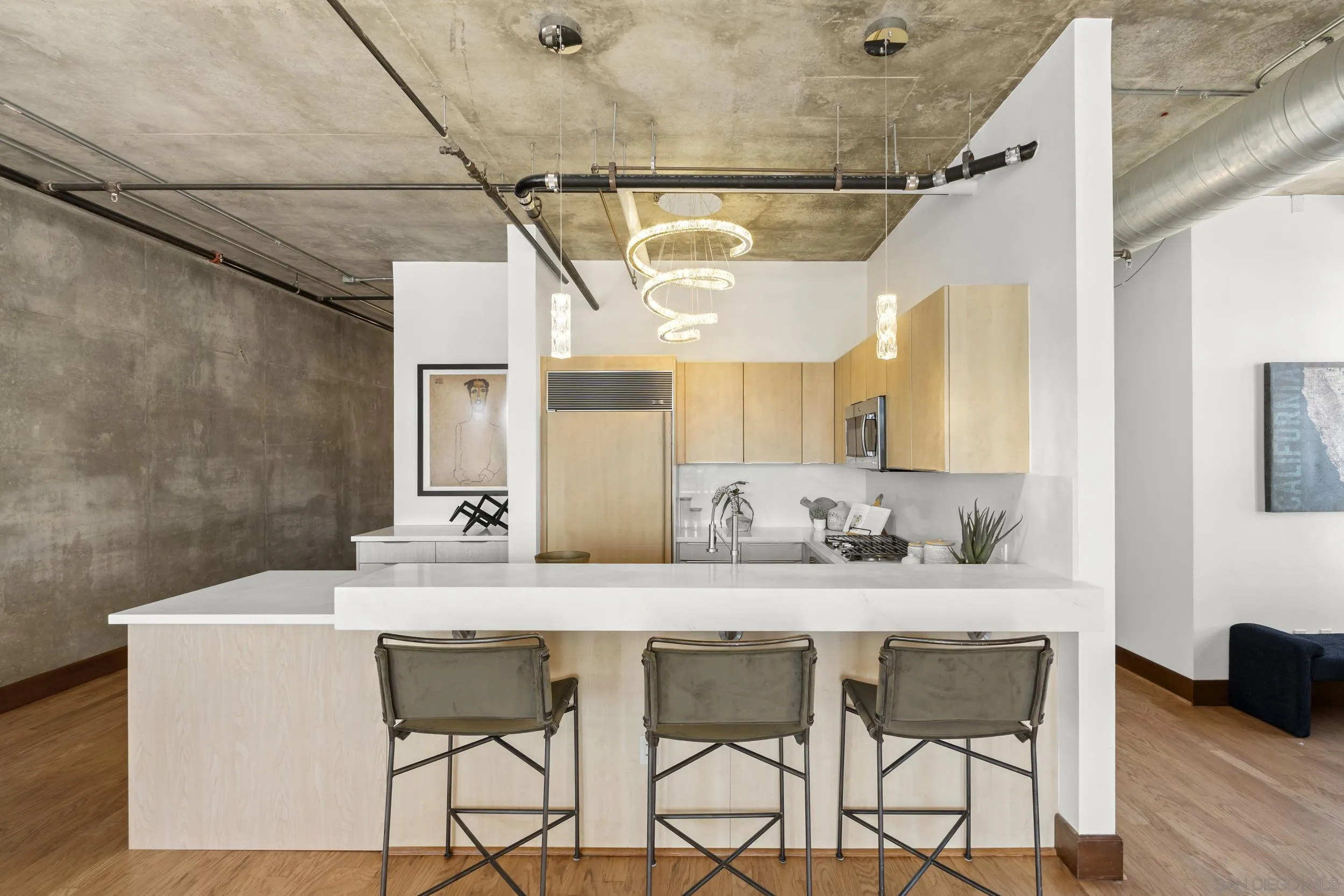 https://cdn.realtyfeed.com/cdn/127/260014962/8739d865ed3fe148d93f2b6262457e3b.webp