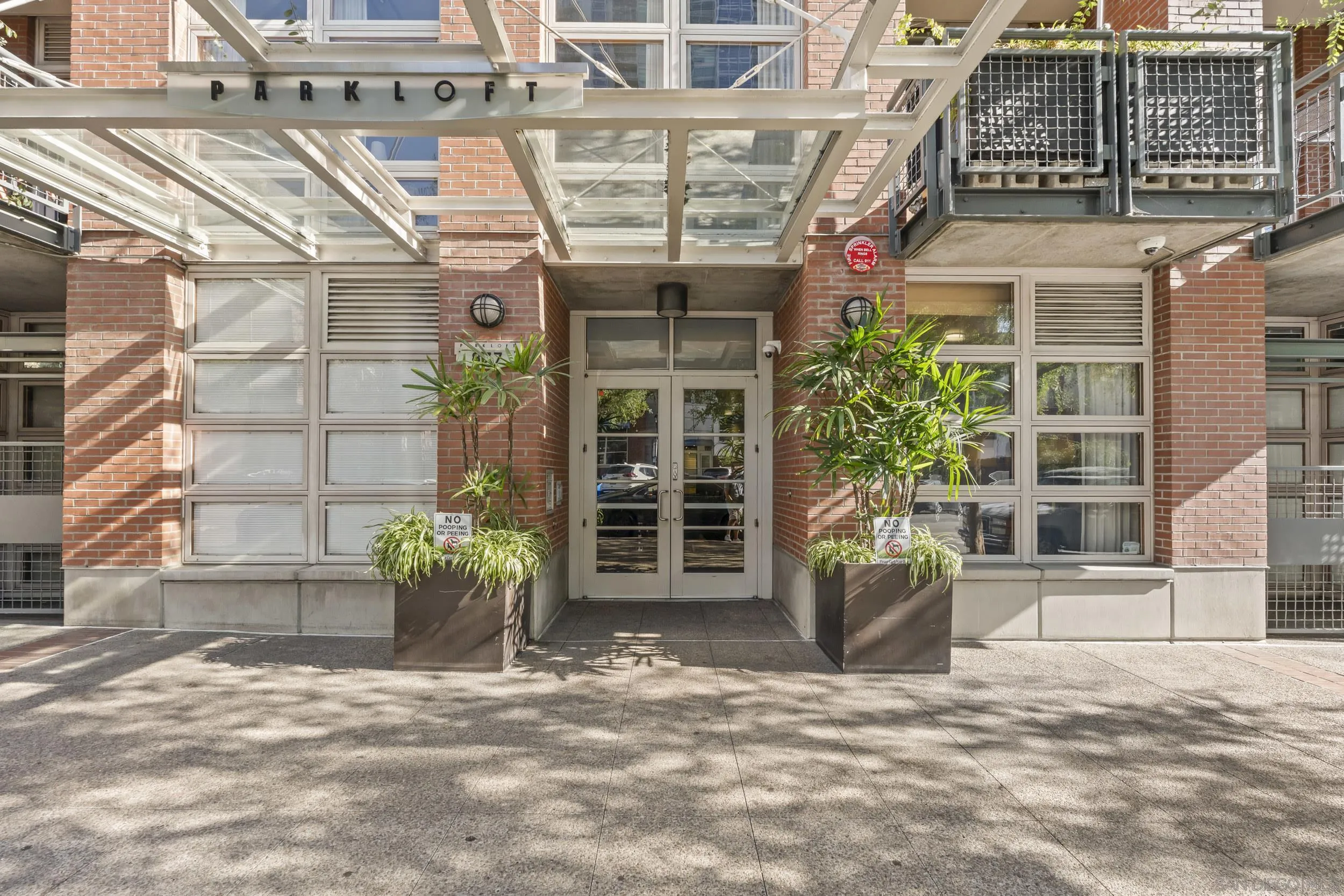 https://cdn.realtyfeed.com/cdn/127/260014962/a4a69a9b440950f874a8129f65204ee0.webp