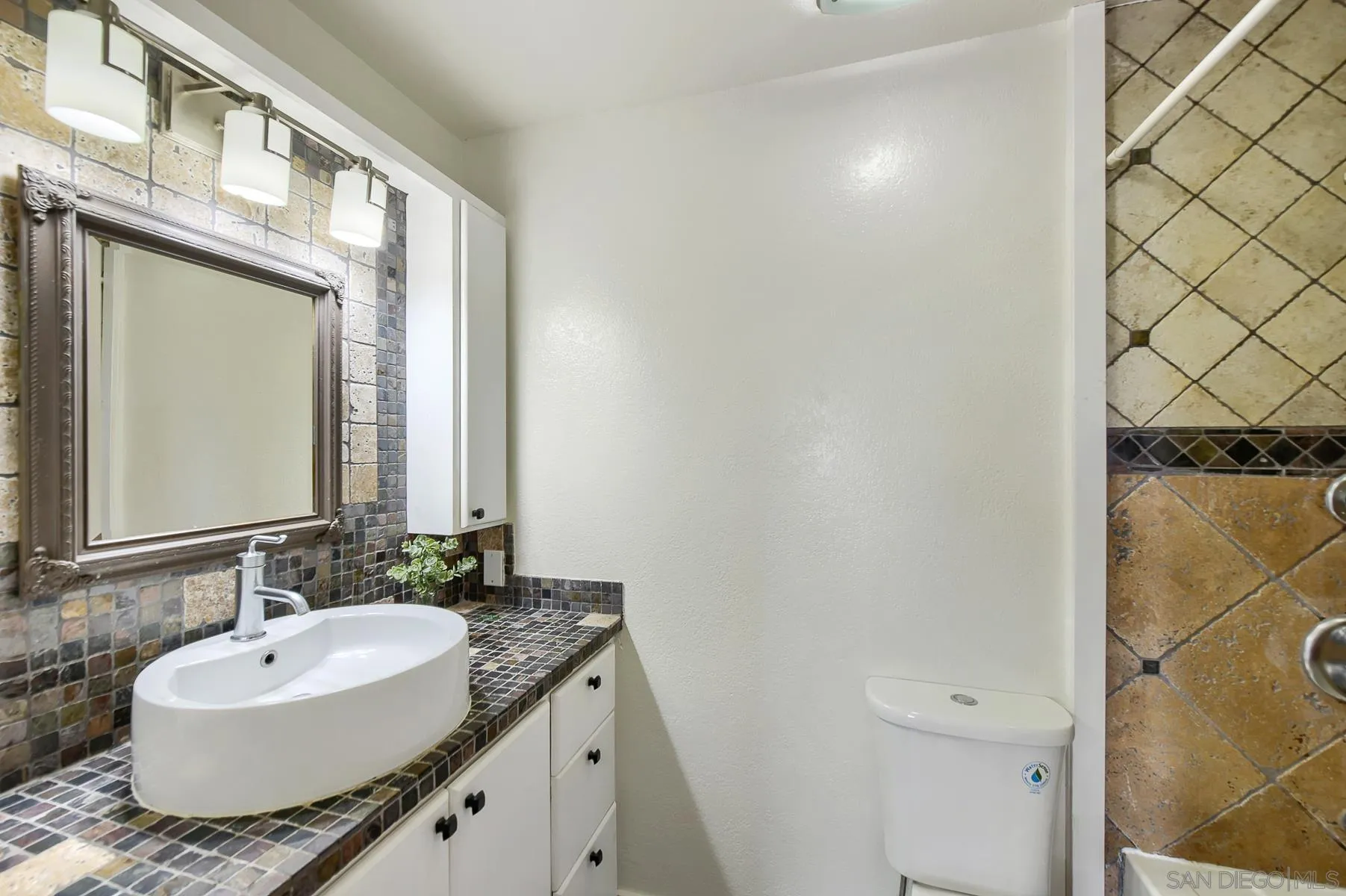 Photo #11: 260014964 Listing: Photo #11