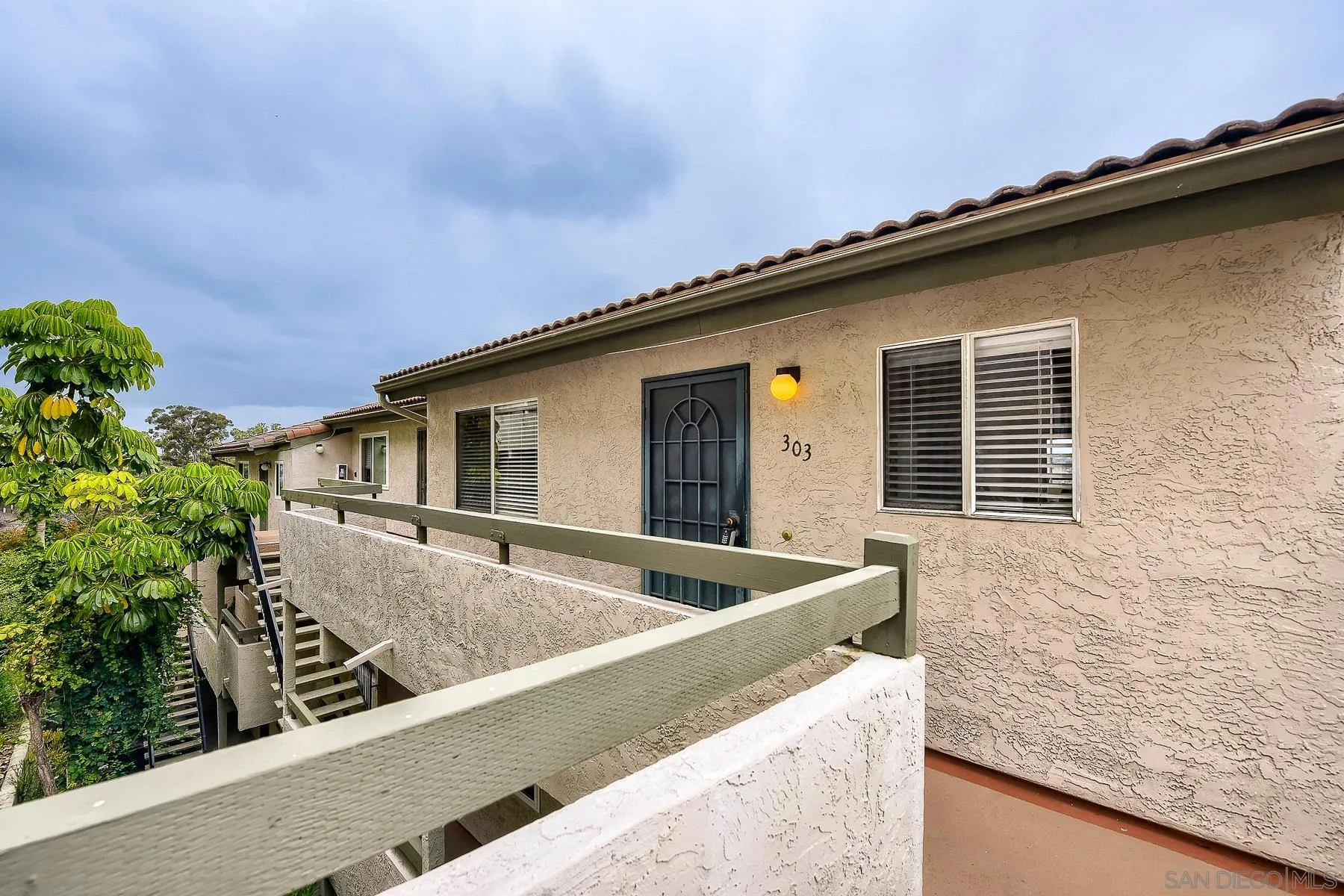 Photo #1: 260014964 Listing: Photo #1