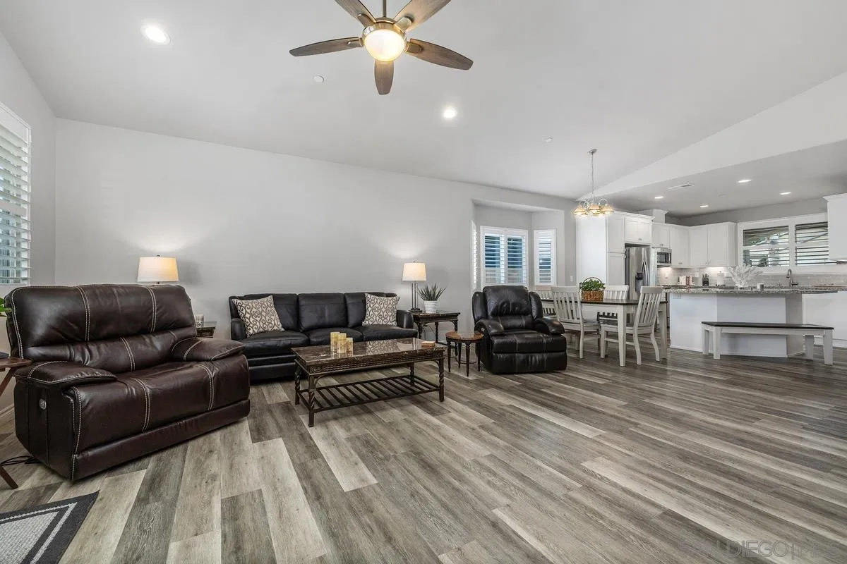 https://cdn.realtyfeed.com/cdn/127/260014966/f02cdb49501091ea60b1f1ff144e9710.webp