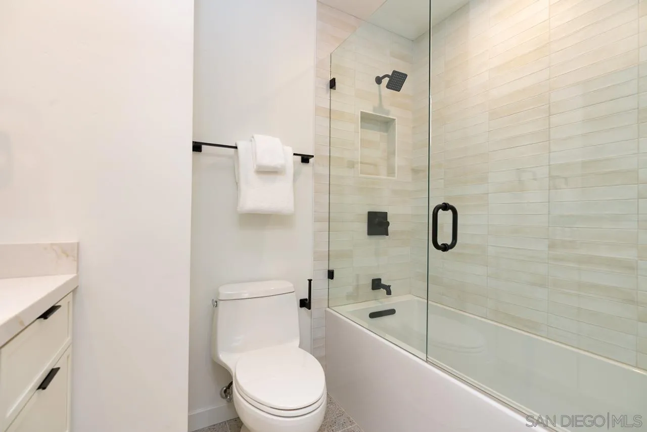https://cdn.realtyfeed.com/cdn/127/260014967/86ffbe65bd2f548942f9bb91ac55c3ee.webp