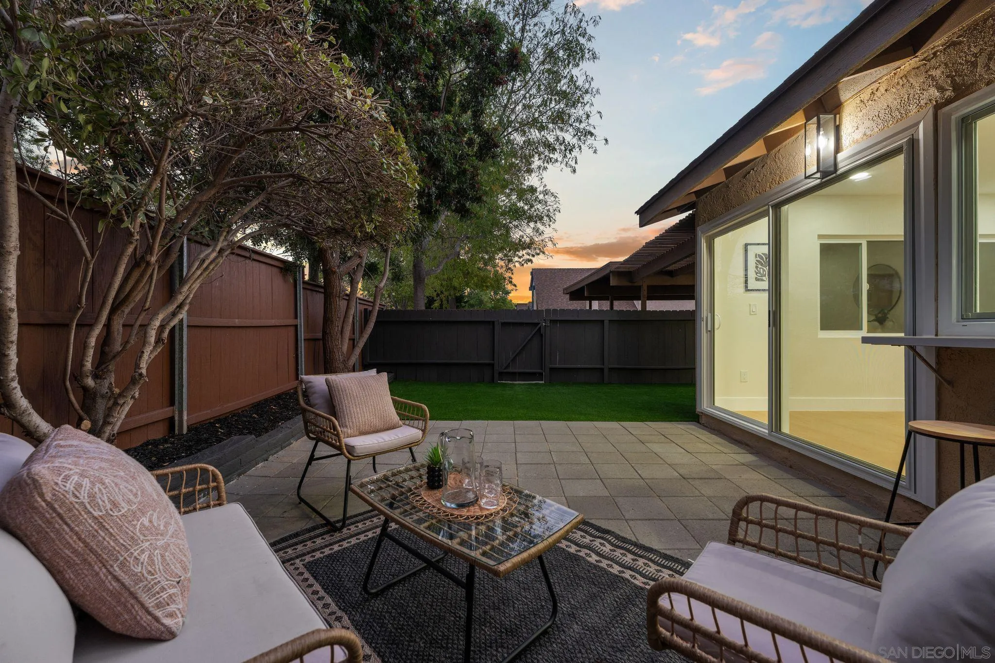 https://cdn.realtyfeed.com/cdn/127/260014973/051568f6ea5b0691af5393cb545b8177.webp