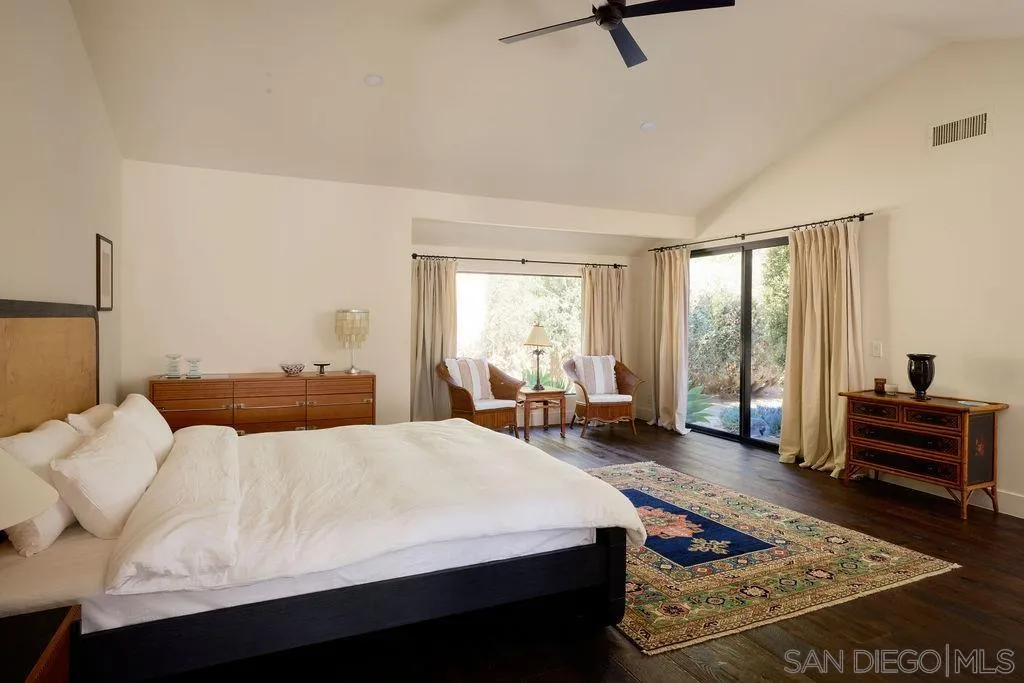 https://cdn.realtyfeed.com/cdn/127/260014974/c04583da4c3a8f05b60f744f24cc10c2.webp
