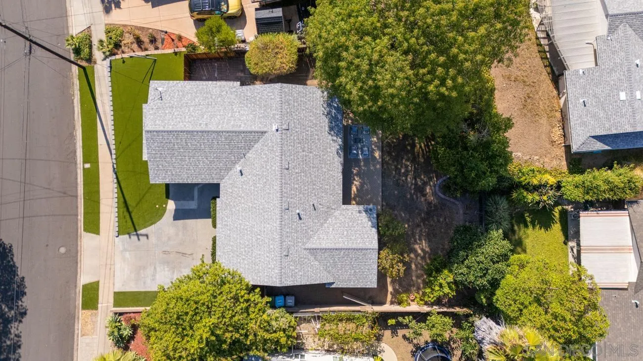 https://cdn.realtyfeed.com/cdn/127/260014976/17233875fc11481618a0d8c6b9de8f62.webp