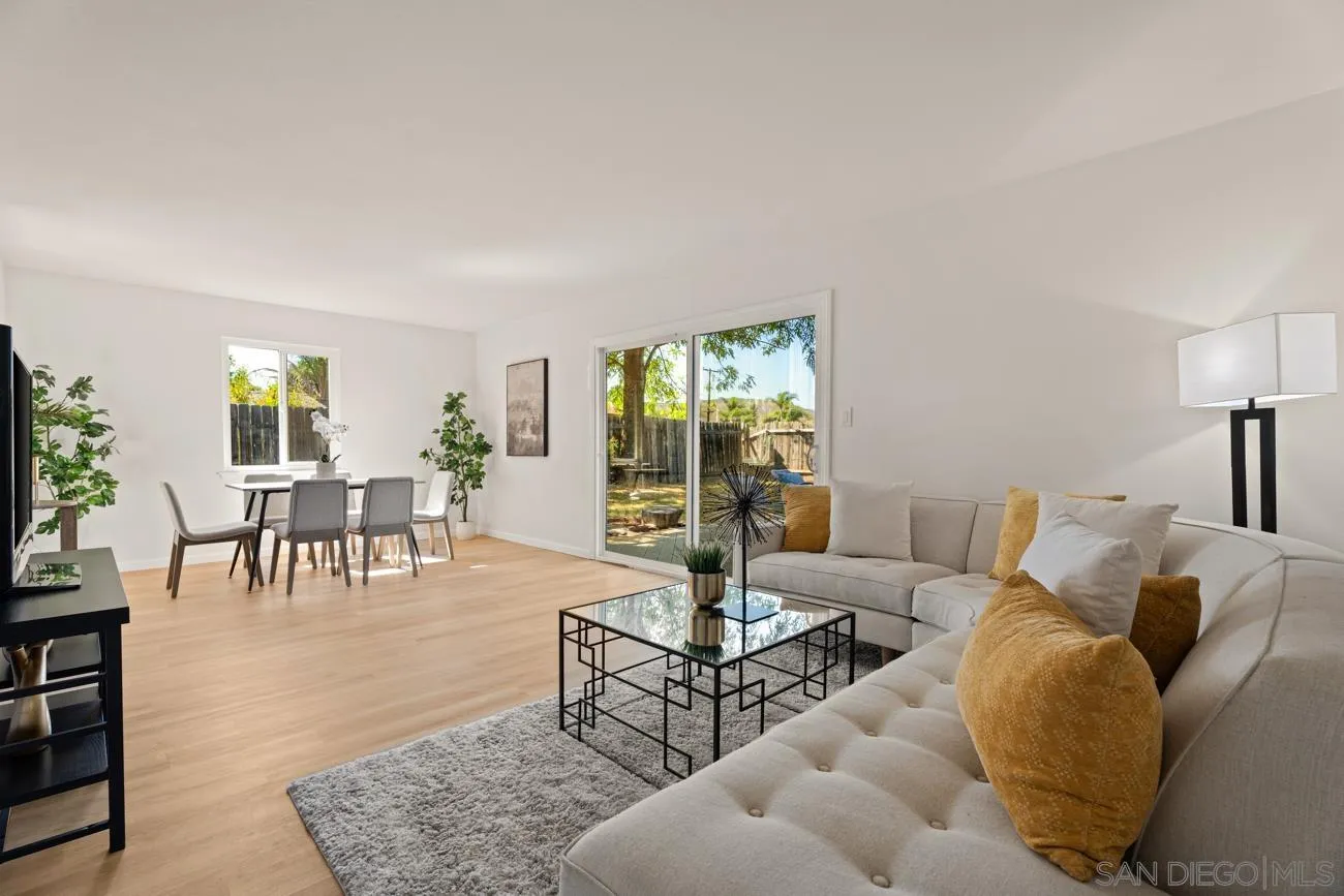 https://cdn.realtyfeed.com/cdn/127/260014976/31089e2608ff5357bf2ab2075bb43b48.webp