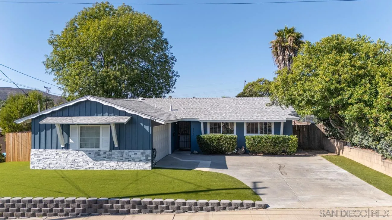 https://cdn.realtyfeed.com/cdn/127/260014976/41975afa2c1e85f98902bc9b27dc38e4.webp