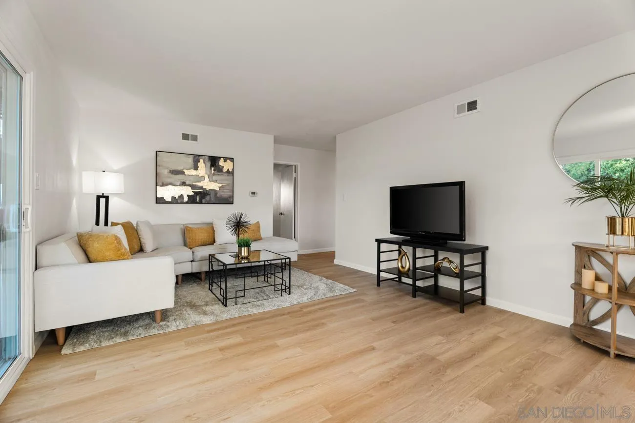 https://cdn.realtyfeed.com/cdn/127/260014976/e68a173a1c381854f647327cd6e50cae.webp