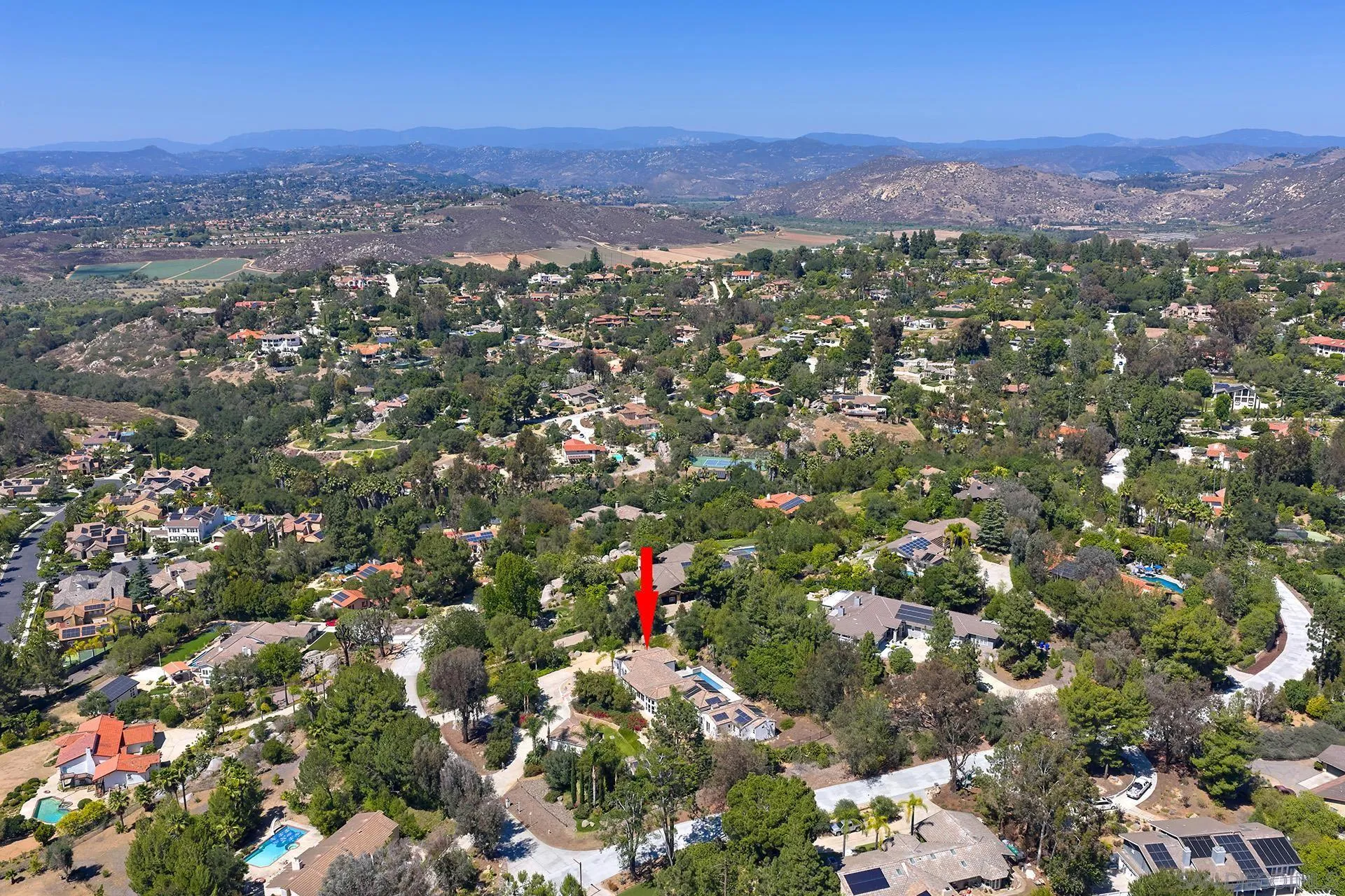 https://cdn.realtyfeed.com/cdn/127/260014977/a8b40032f30b85a9fe4003eb21f28882.webp