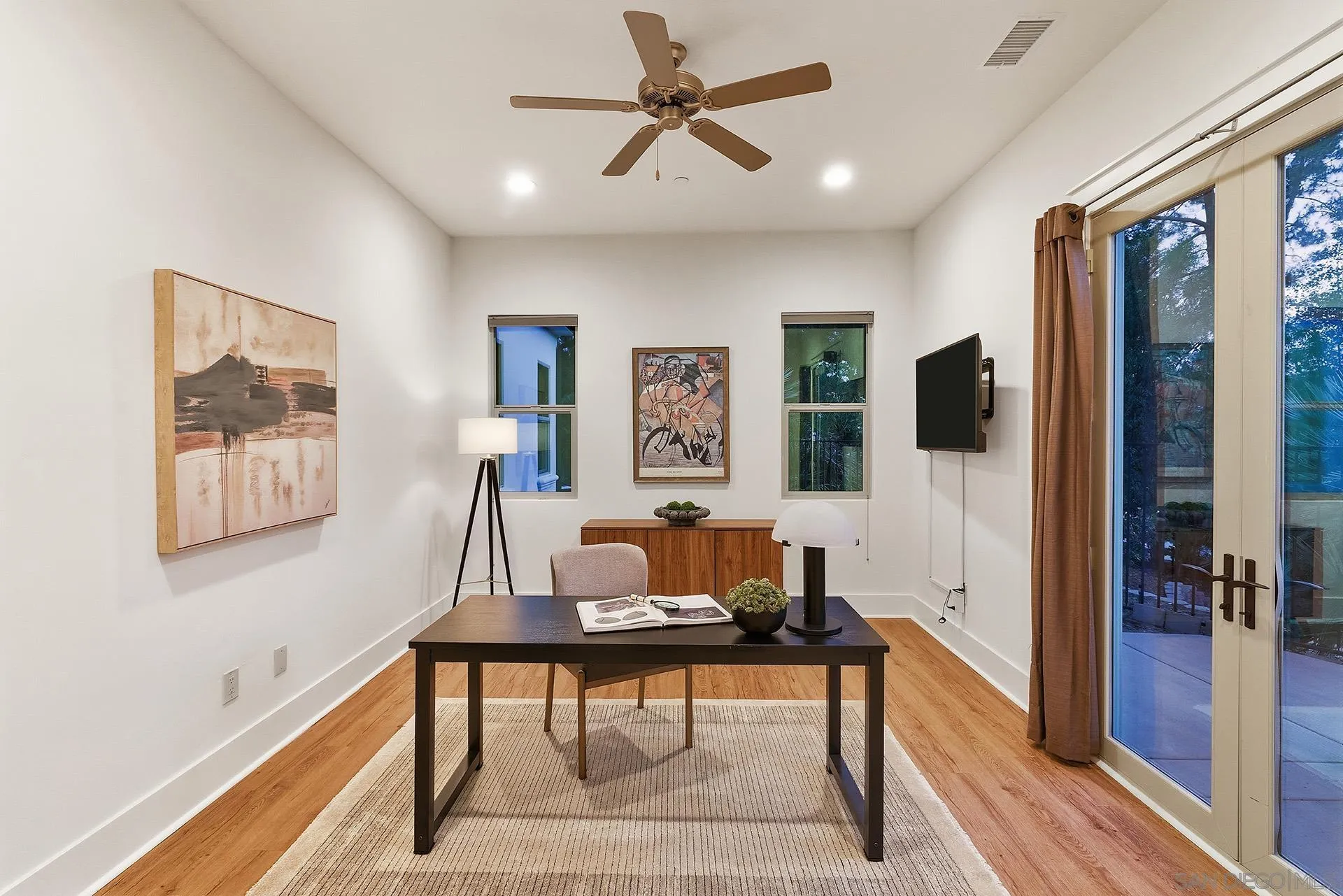 https://cdn.realtyfeed.com/cdn/127/260014977/ac84d32bc8352a27830edd8145c0ea6f.webp