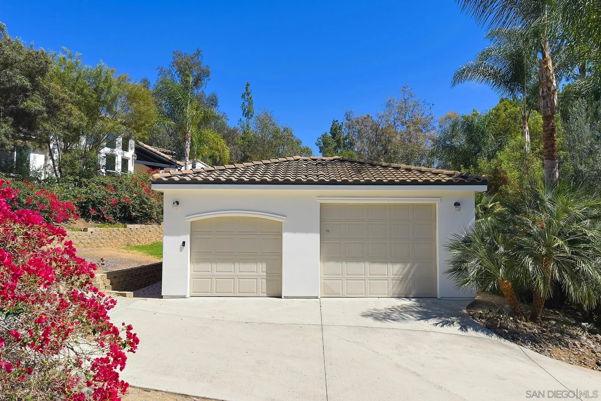 https://cdn.realtyfeed.com/cdn/127/260014977/c2c4b16dfa2d800a64ccf6e8bf10d5f0.webp