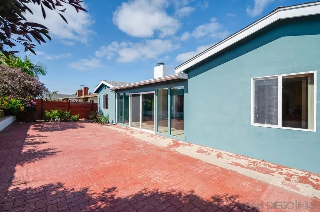 https://cdn.realtyfeed.com/cdn/127/260014979/3960048b2738fbf2418ee6f279feeb7f.webp