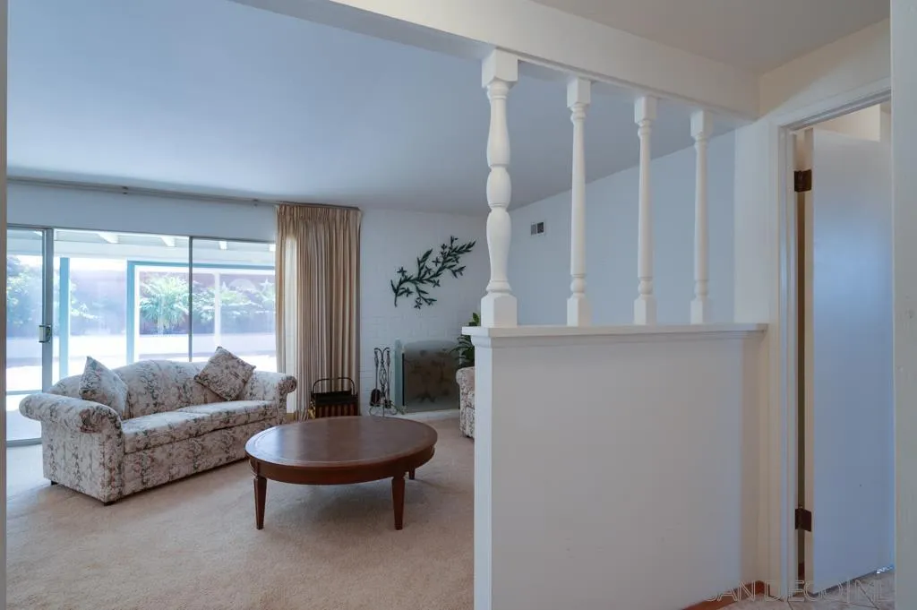 https://cdn.realtyfeed.com/cdn/127/260014979/3a5df9d9ba53efb74cf98f0b15c51539.webp