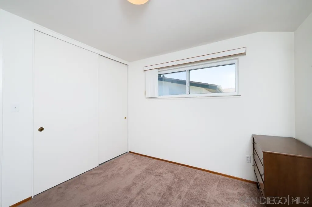 https://cdn.realtyfeed.com/cdn/127/260014979/95b41c7501004ebd8ecf7b48281a0fa0.webp