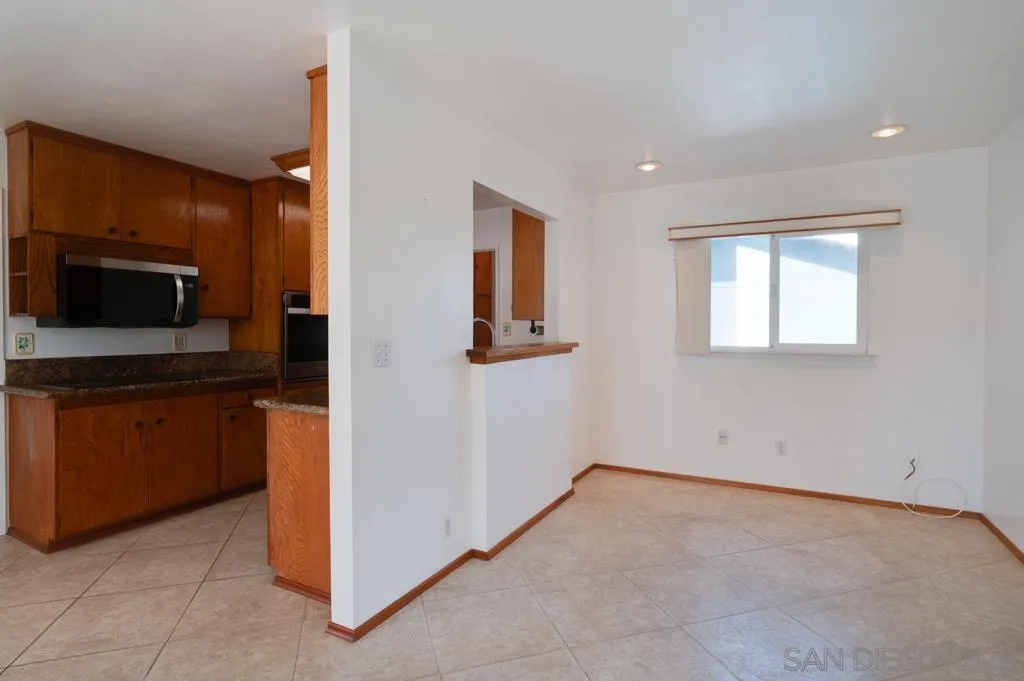 https://cdn.realtyfeed.com/cdn/127/260014979/bf58b4b2a12e3d16880effd356359231.webp