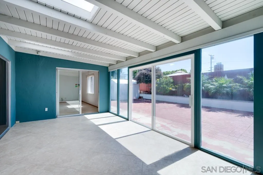 https://cdn.realtyfeed.com/cdn/127/260014979/d9877291058e3fd205c27c589be05c0e.webp