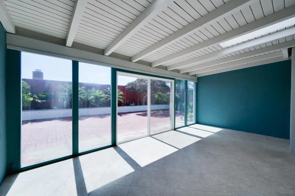 https://cdn.realtyfeed.com/cdn/127/260014979/e6366fb27986e6b3ebbda824a8977b7f.webp
