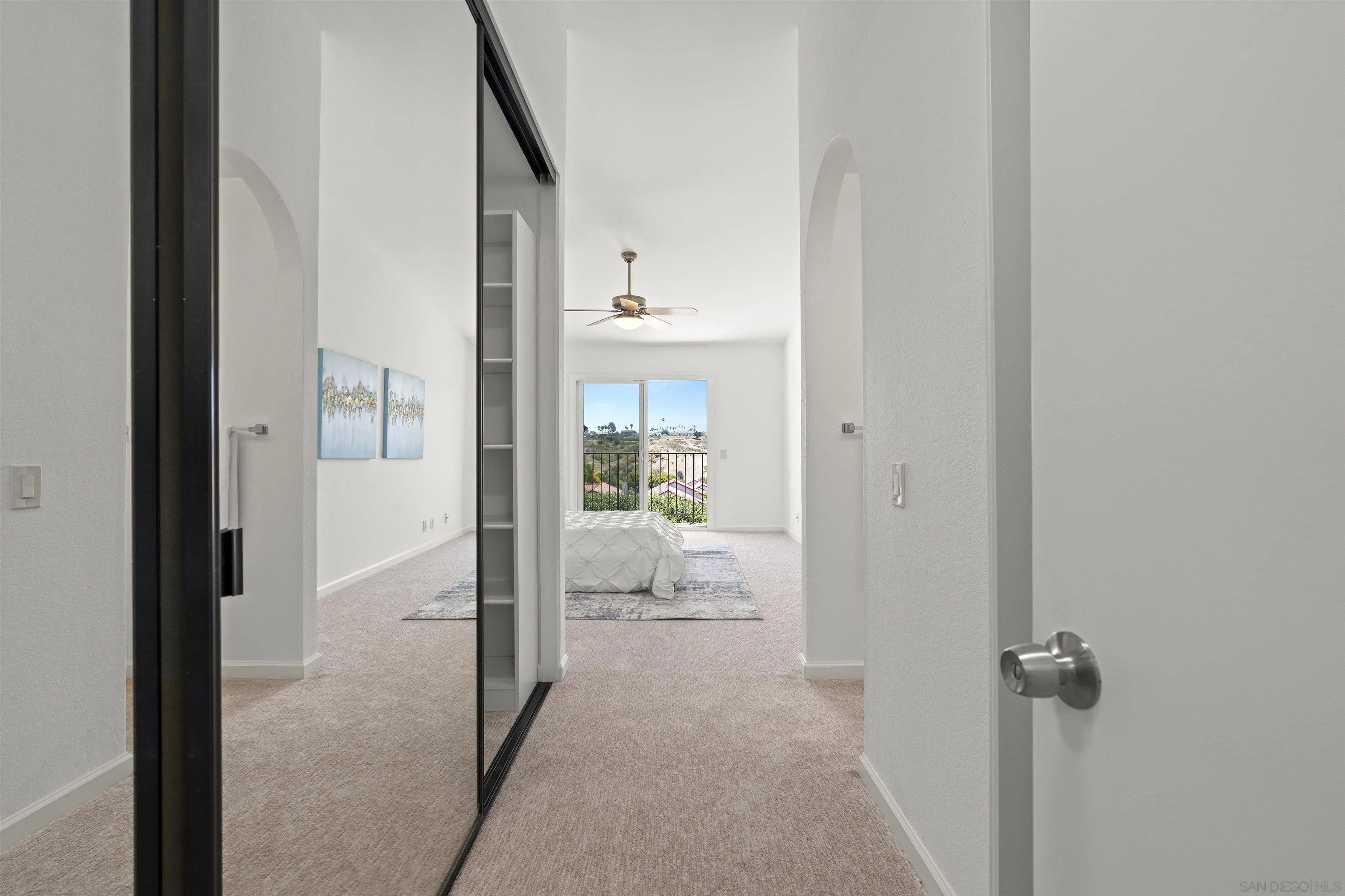 https://cdn.realtyfeed.com/cdn/127/260014980/11e4a9188b1825ca0ebd24157a84b531.webp