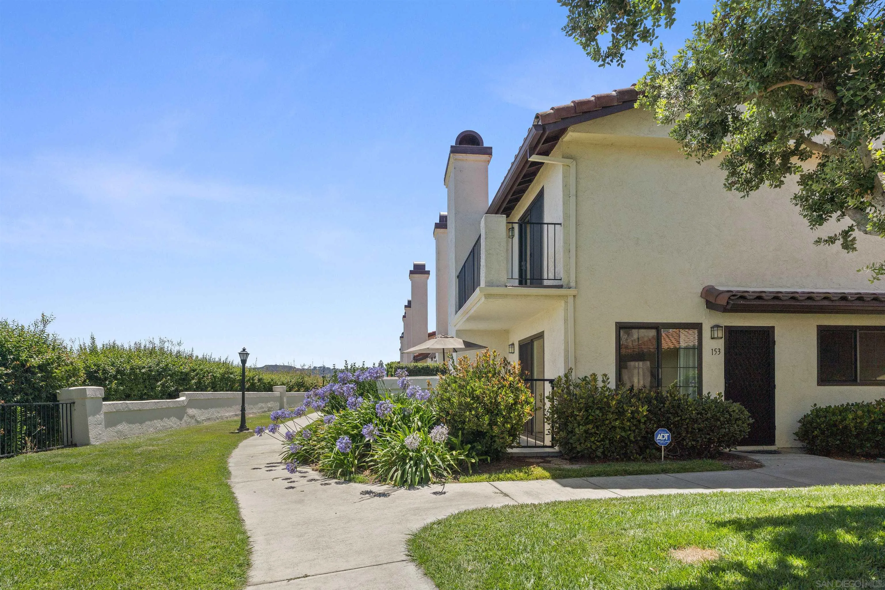 https://cdn.realtyfeed.com/cdn/127/260014980/677abb7c2bb4954ffa0233fe16c28036.webp
