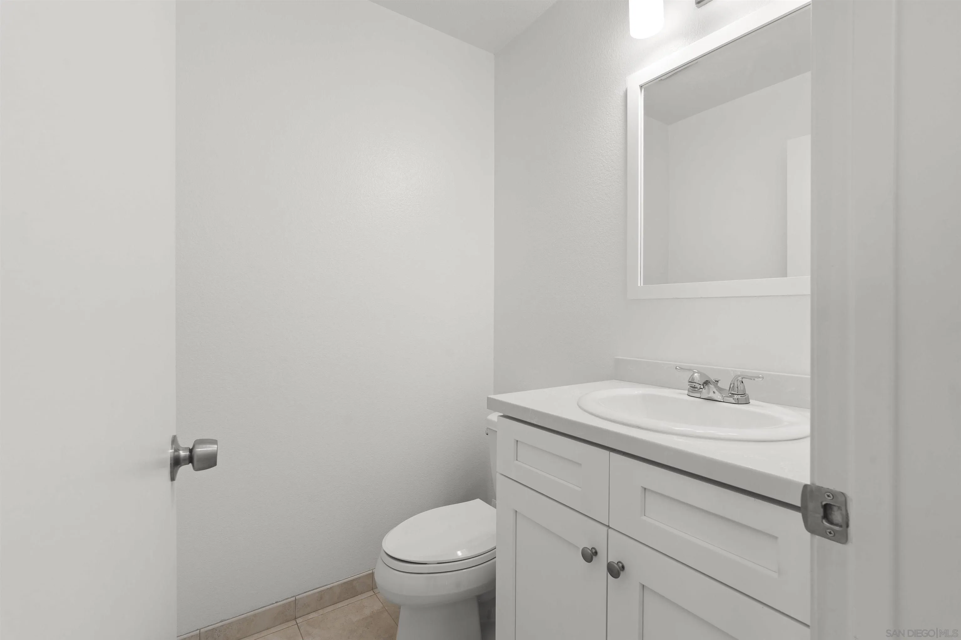 https://cdn.realtyfeed.com/cdn/127/260014980/92263bb6ec87557a81074b2ad19b2721.webp