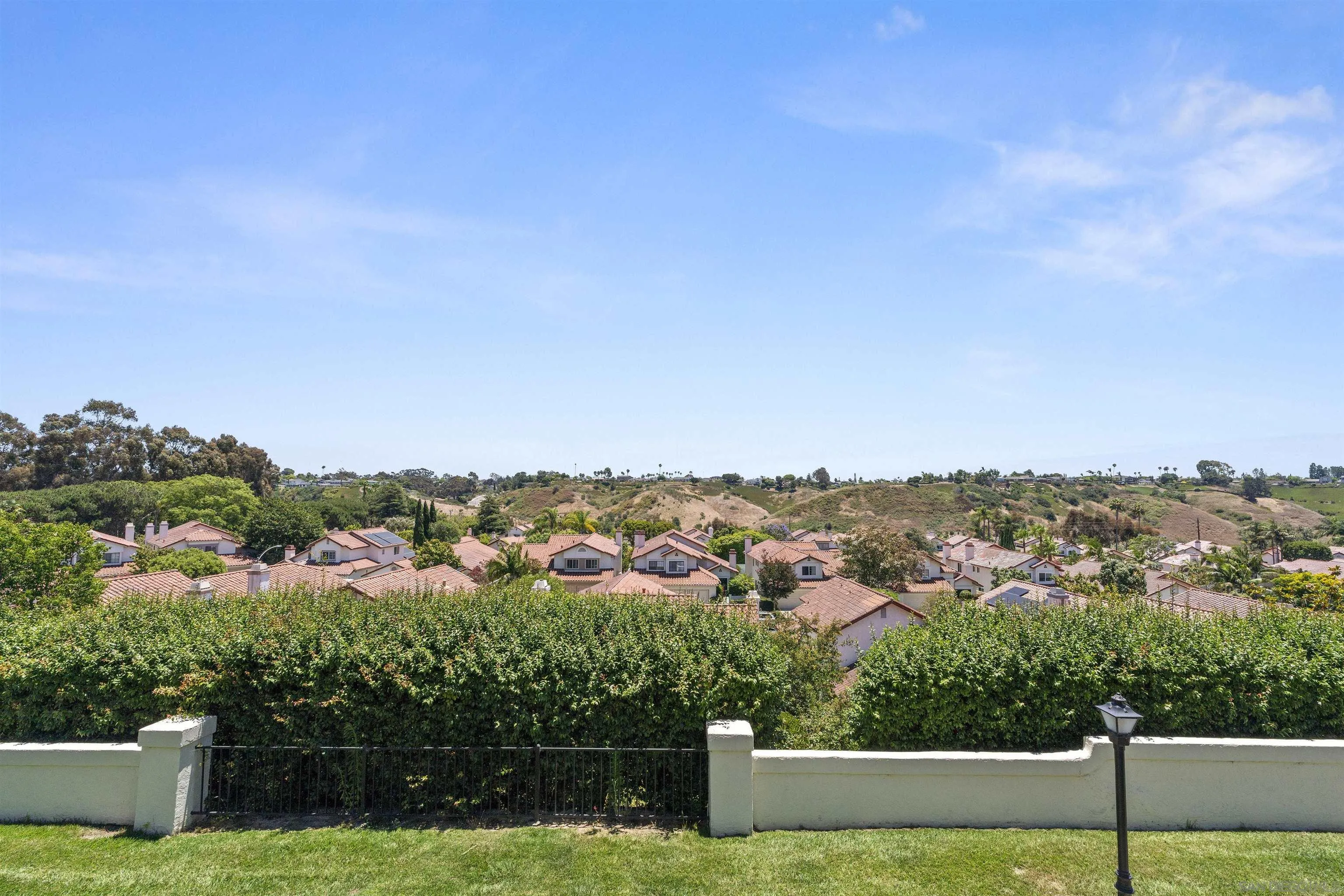 https://cdn.realtyfeed.com/cdn/127/260014980/e716192aadd907bc3db36fb4a5f538e6.webp