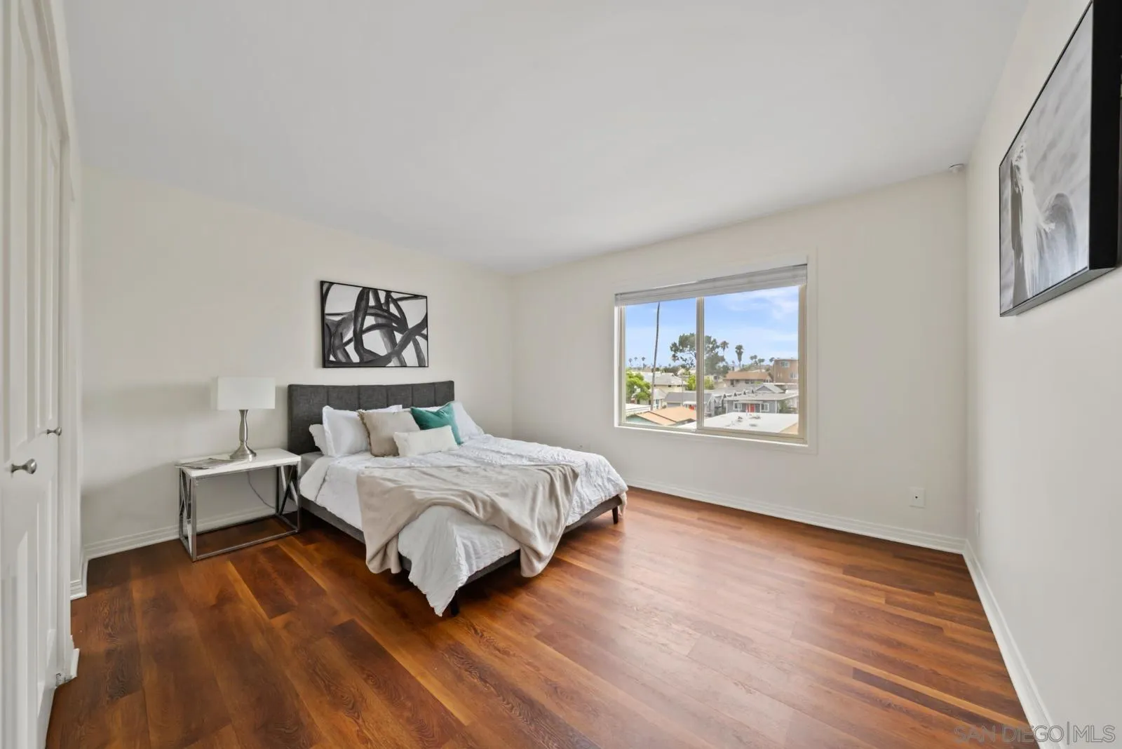 Photo #15: 260014981 Listing: Photo #15