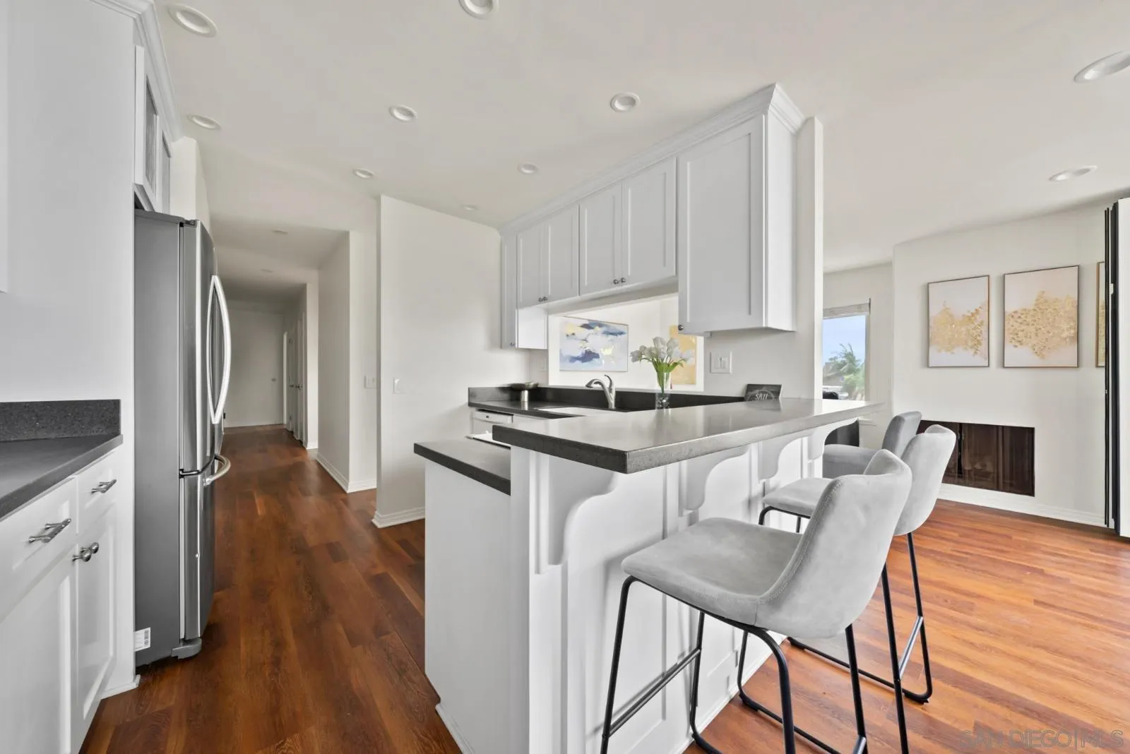 Photo #12: 260014981 Listing: Photo #12