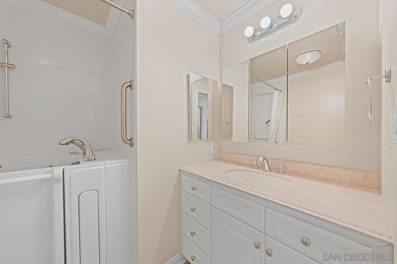 Photo #20: 260014982 Listing: Photo #20