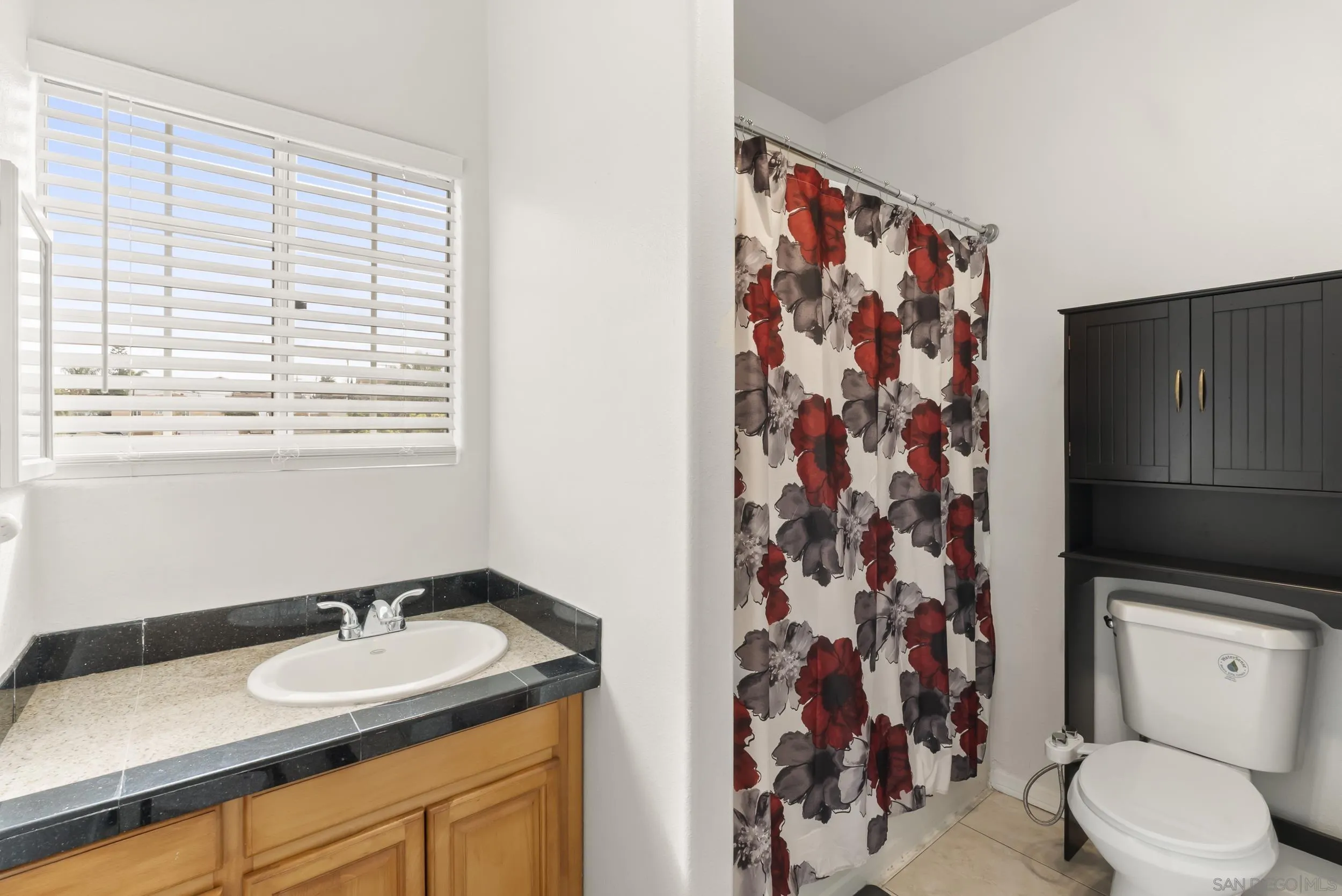 https://cdn.realtyfeed.com/cdn/127/260014986/c1a3a1ba9f7e719822ceb30d2fc65dab.webp