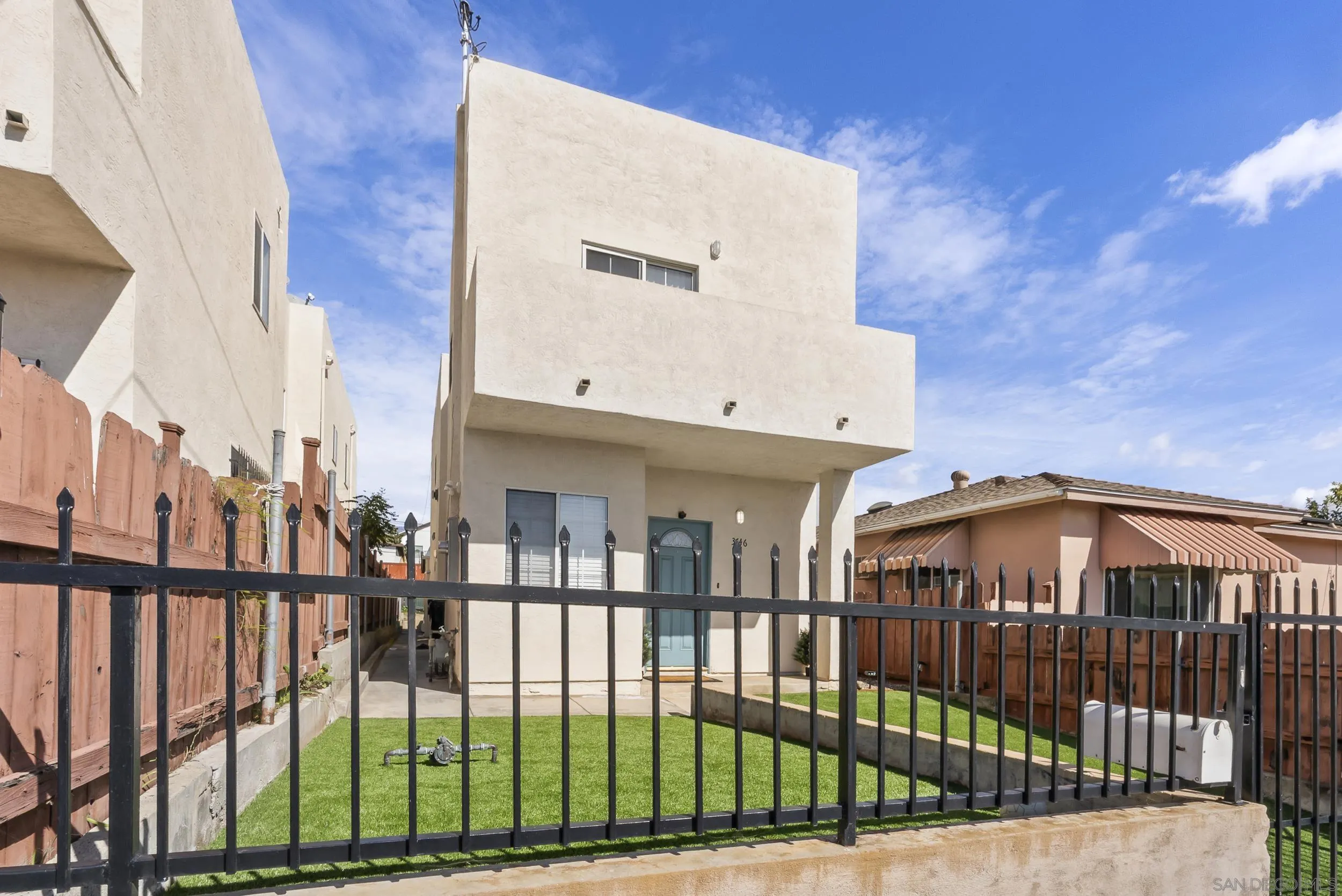 https://cdn.realtyfeed.com/cdn/127/260014986/dc80a2b51da22b0a98227d3baf1f9324.webp