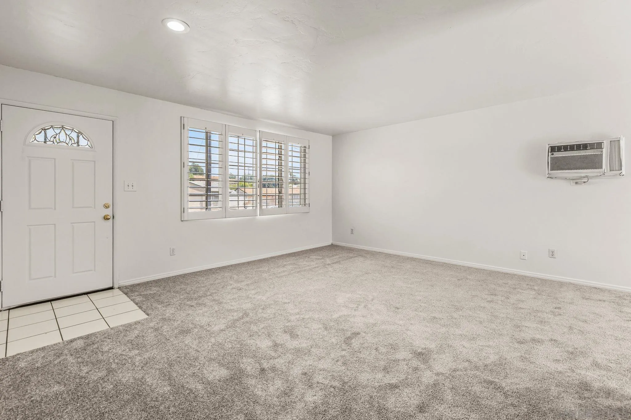 https://cdn.realtyfeed.com/cdn/127/260014989/0f0f361aad214bab0358c25fab41afbe.webp