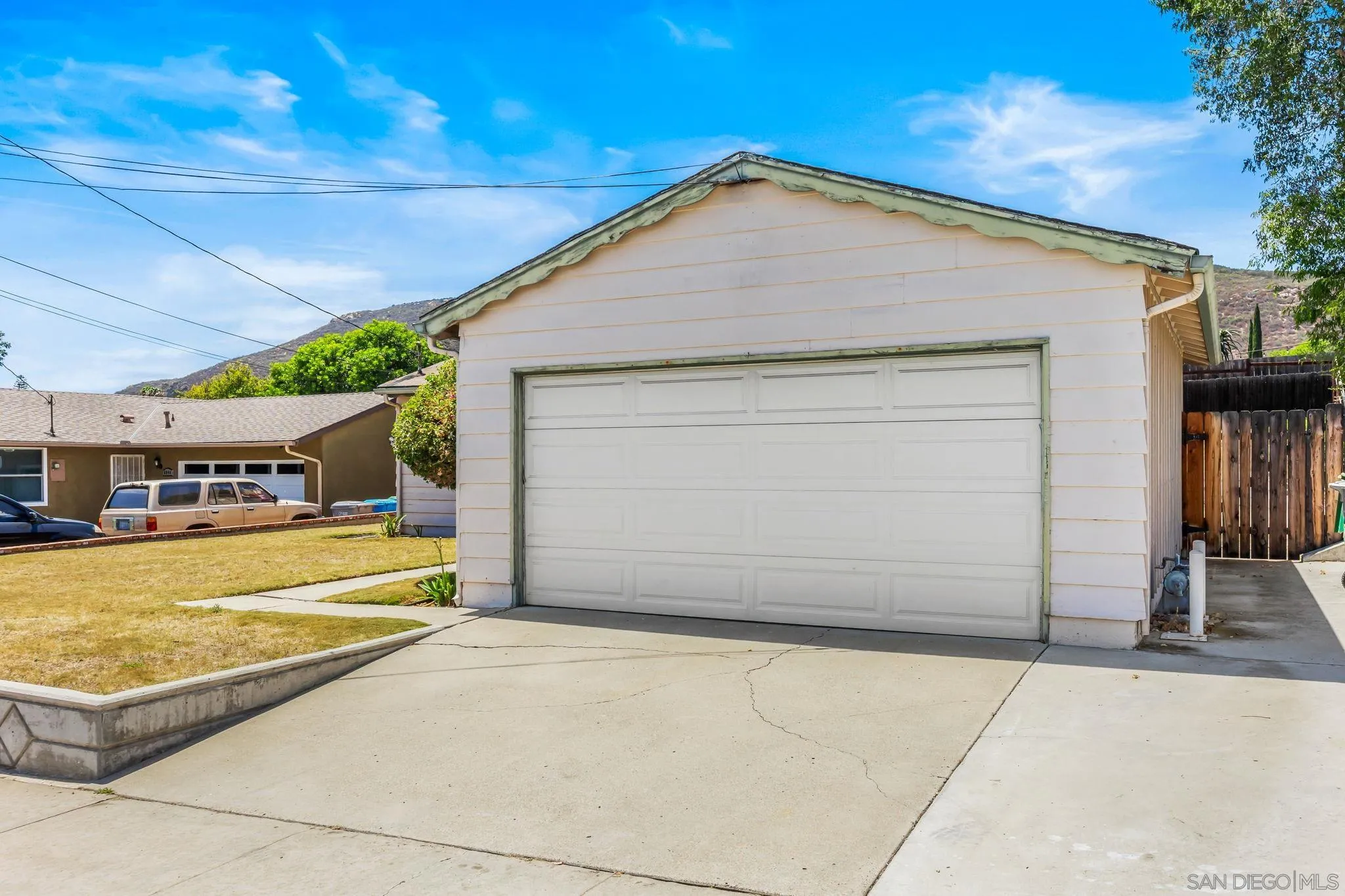 https://cdn.realtyfeed.com/cdn/127/260014989/d6df5456ff8dc31a4fb2bd6b214ed576.webp