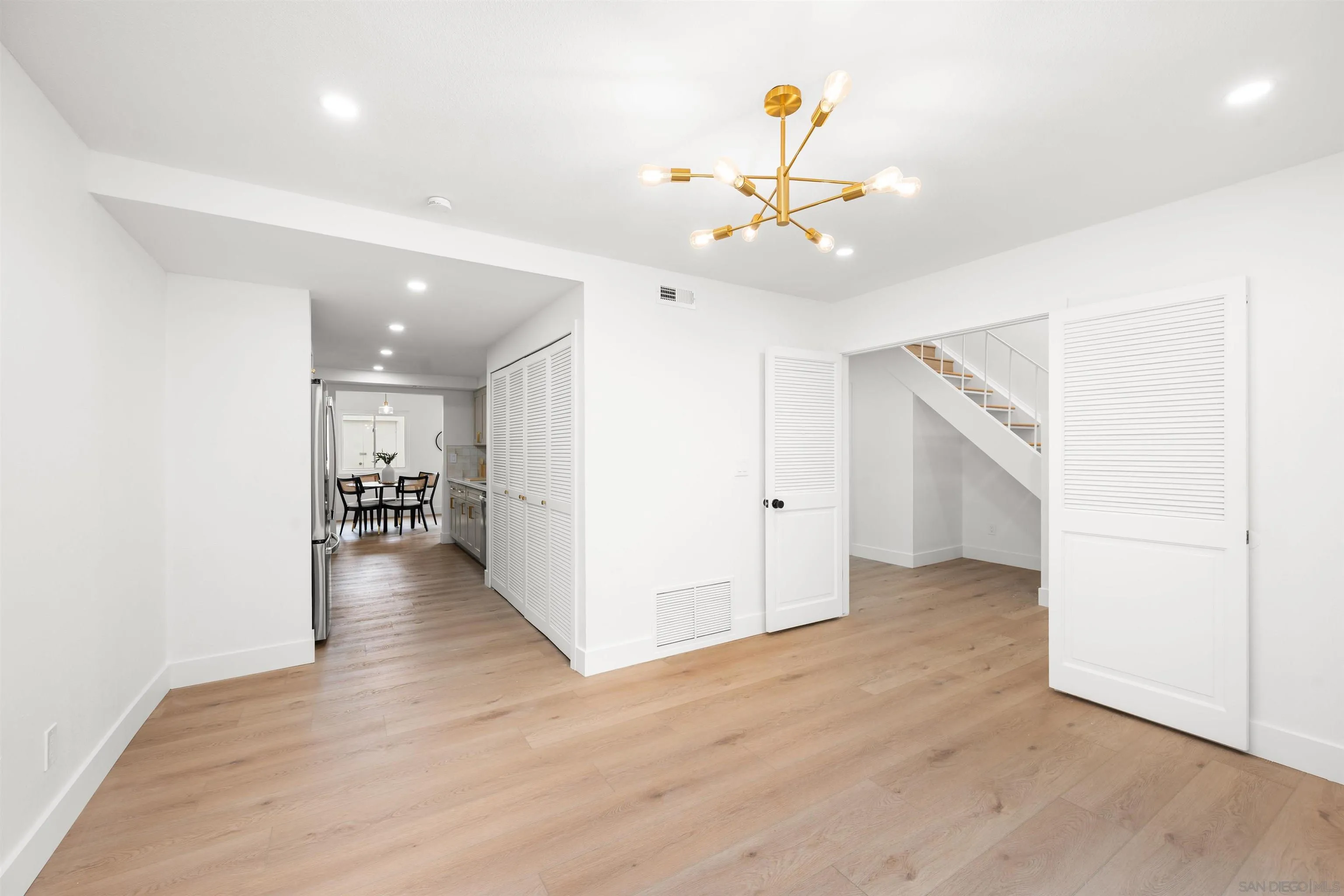 Photo #10: 260014993 Listing: Photo #10