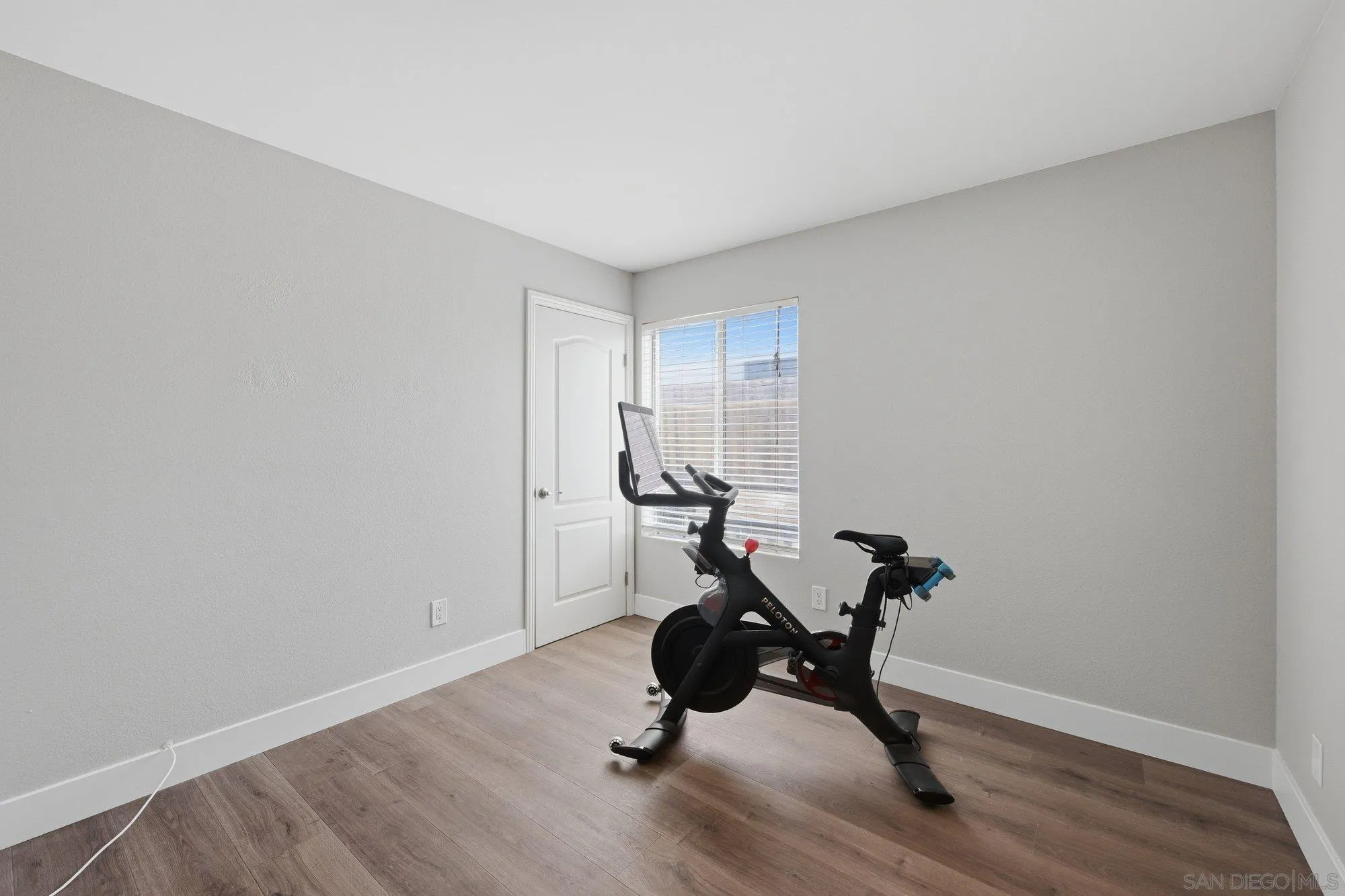https://cdn.realtyfeed.com/cdn/127/260014995/13e69a5a655bc98c8b1c8f5abe42160a.webp