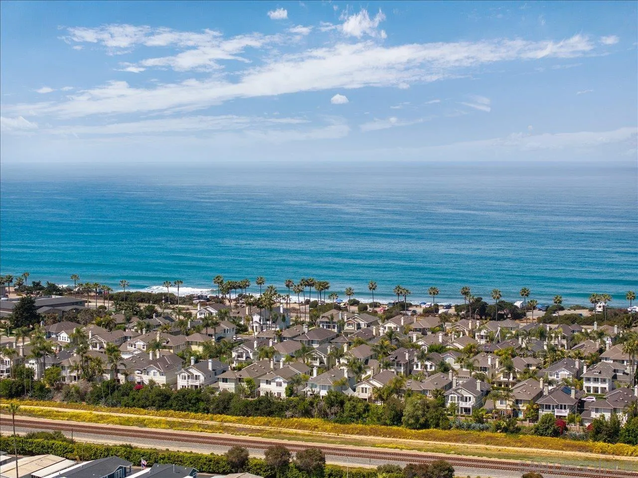 https://cdn.realtyfeed.com/cdn/127/2600150/3337a2fef671c23dbe14f4bb054d5fe4.webp