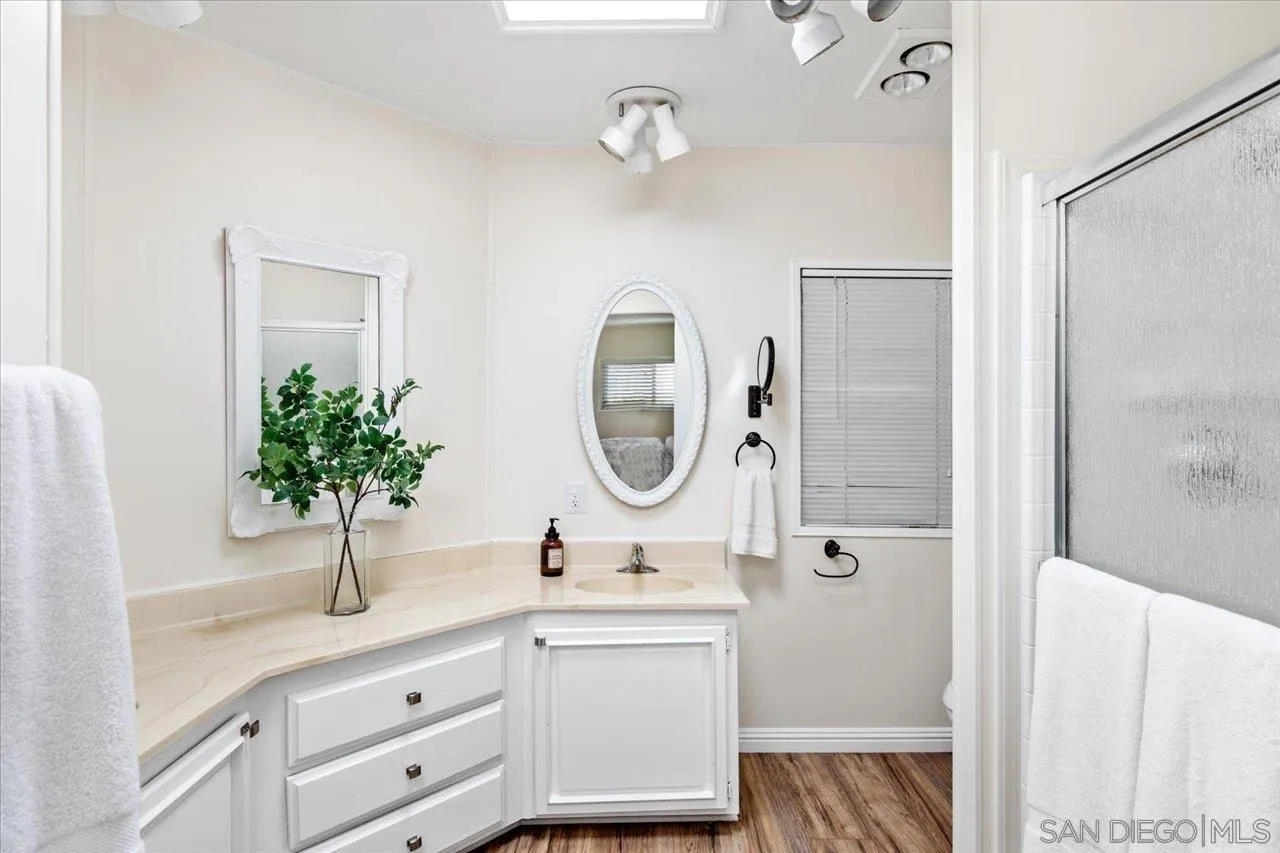 https://cdn.realtyfeed.com/cdn/127/2600150/4a9bcb732791fed9f15d19bbd467b74a.webp