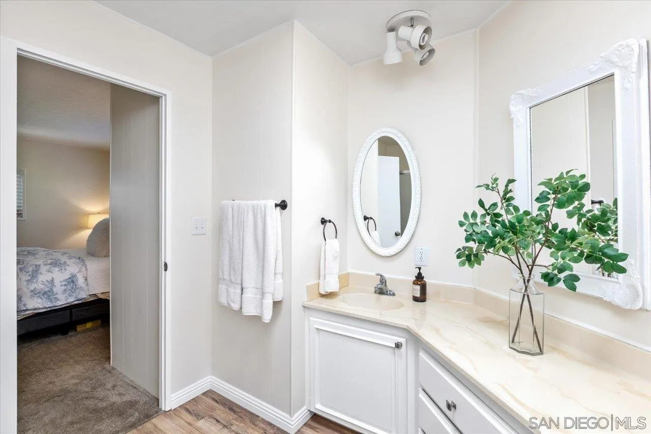 https://cdn.realtyfeed.com/cdn/127/2600150/806cc1df6facc6d9838f8b56abd98410.webp