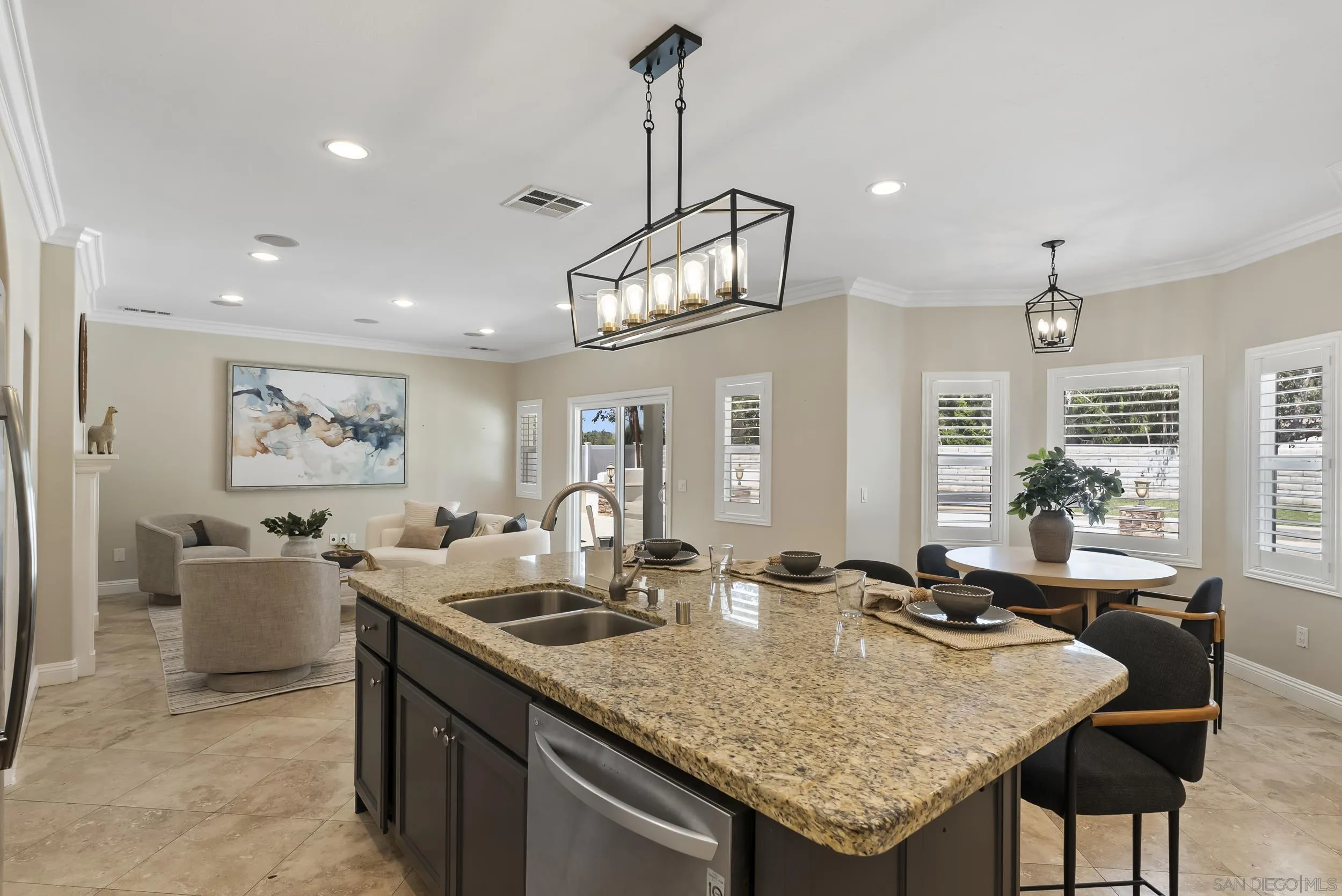 https://cdn.realtyfeed.com/cdn/127/260015000/120e53cdb26baae155d84ced75a4661f.webp
