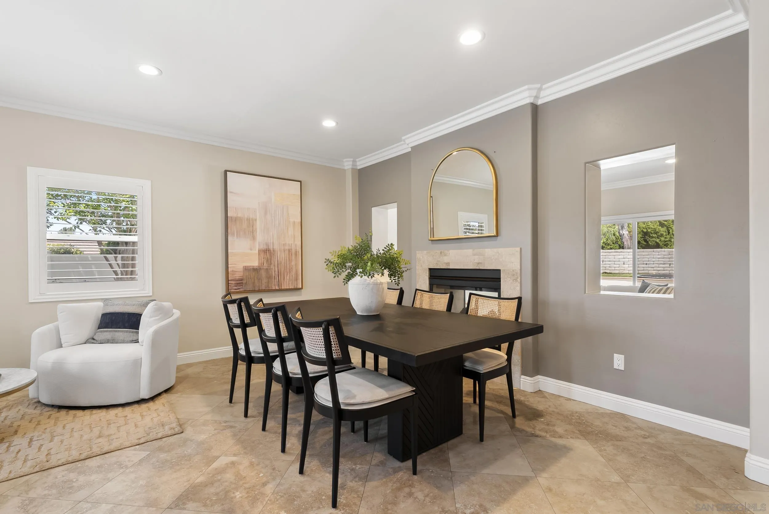 https://cdn.realtyfeed.com/cdn/127/260015000/2b8138d48f971ca4d976469c359e278c.webp
