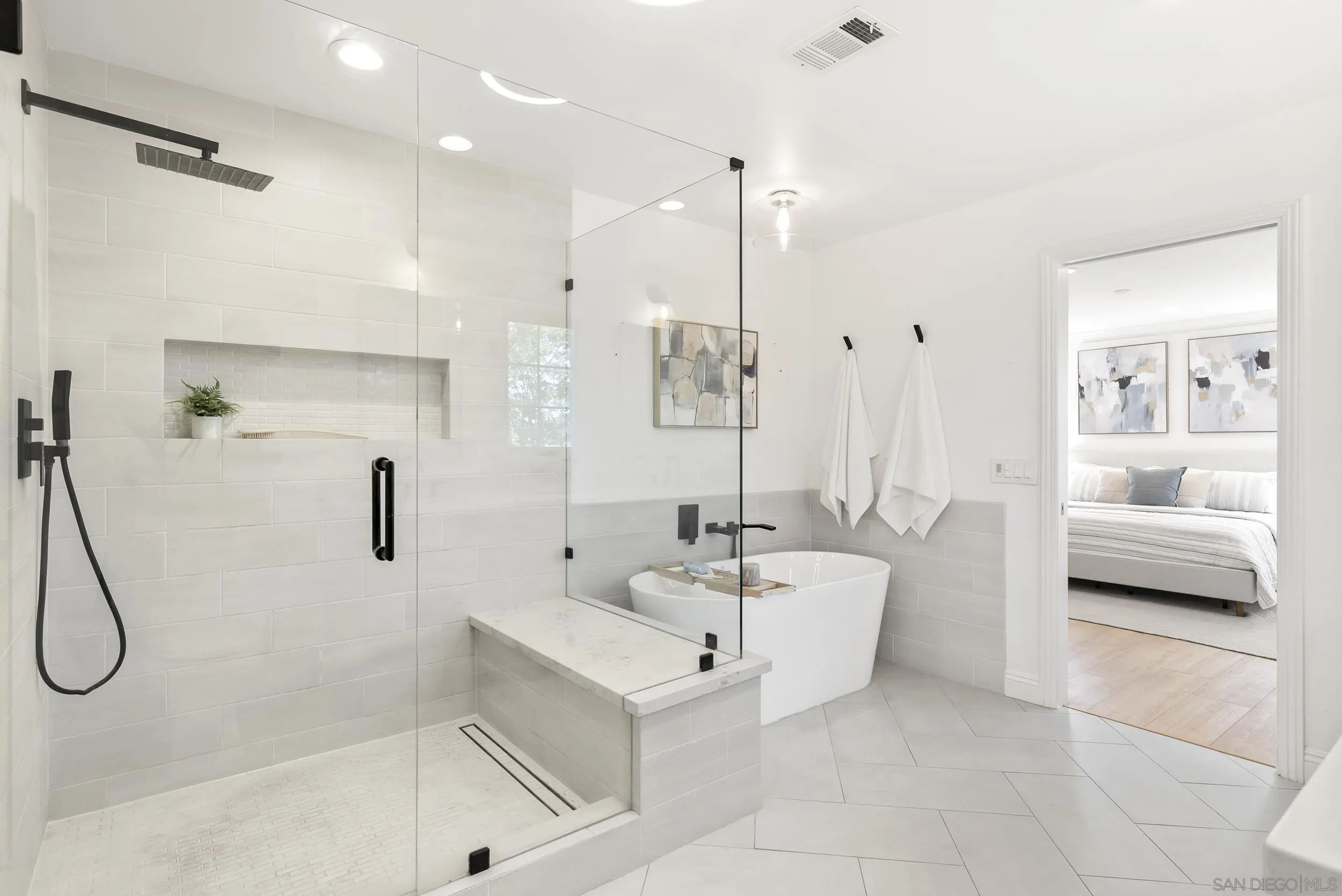 https://cdn.realtyfeed.com/cdn/127/260015000/30e1633b1c78cf0485a69e1b060a3576.webp