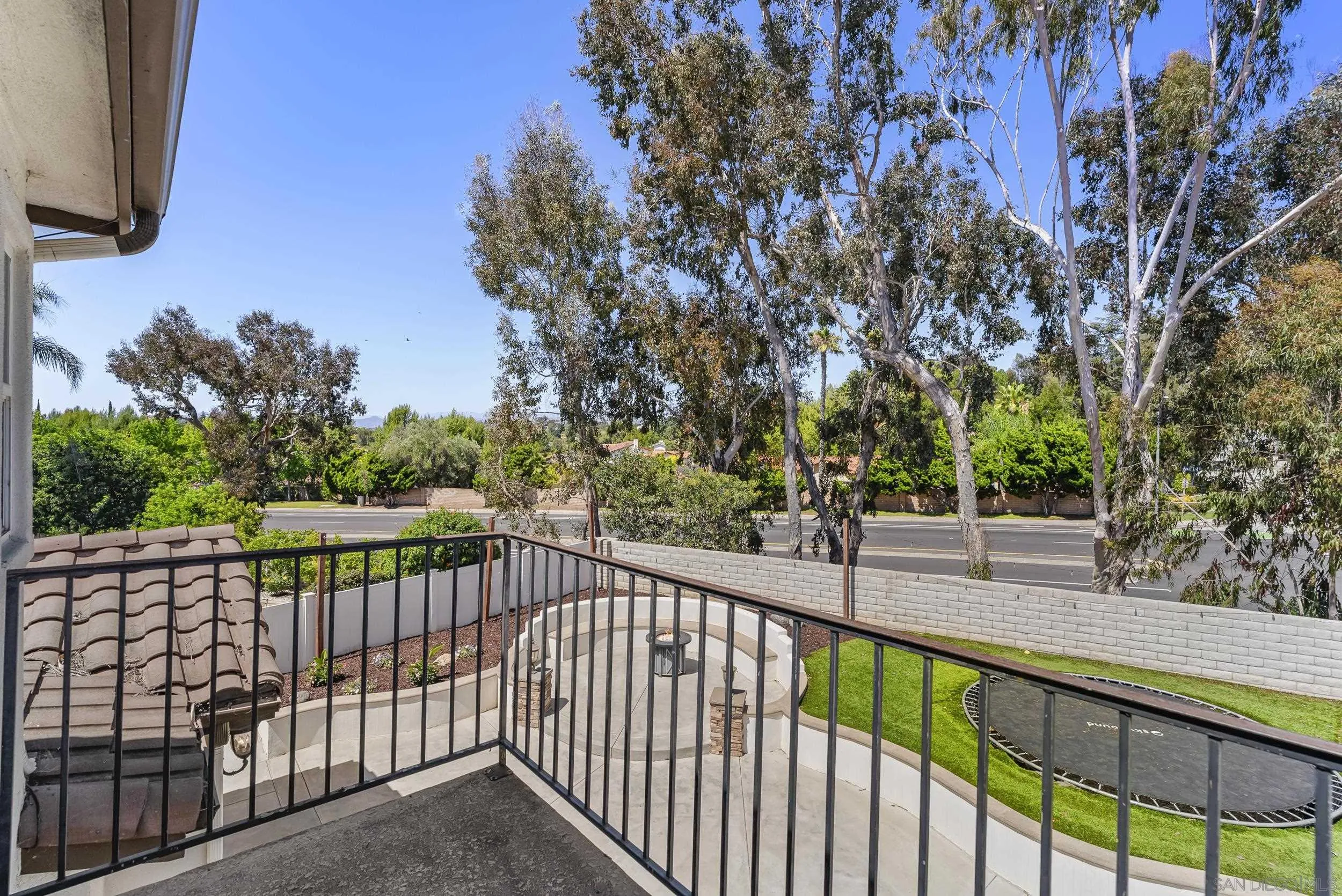 https://cdn.realtyfeed.com/cdn/127/260015000/415c149330a8e2a3f11ba34091b7d788.webp
