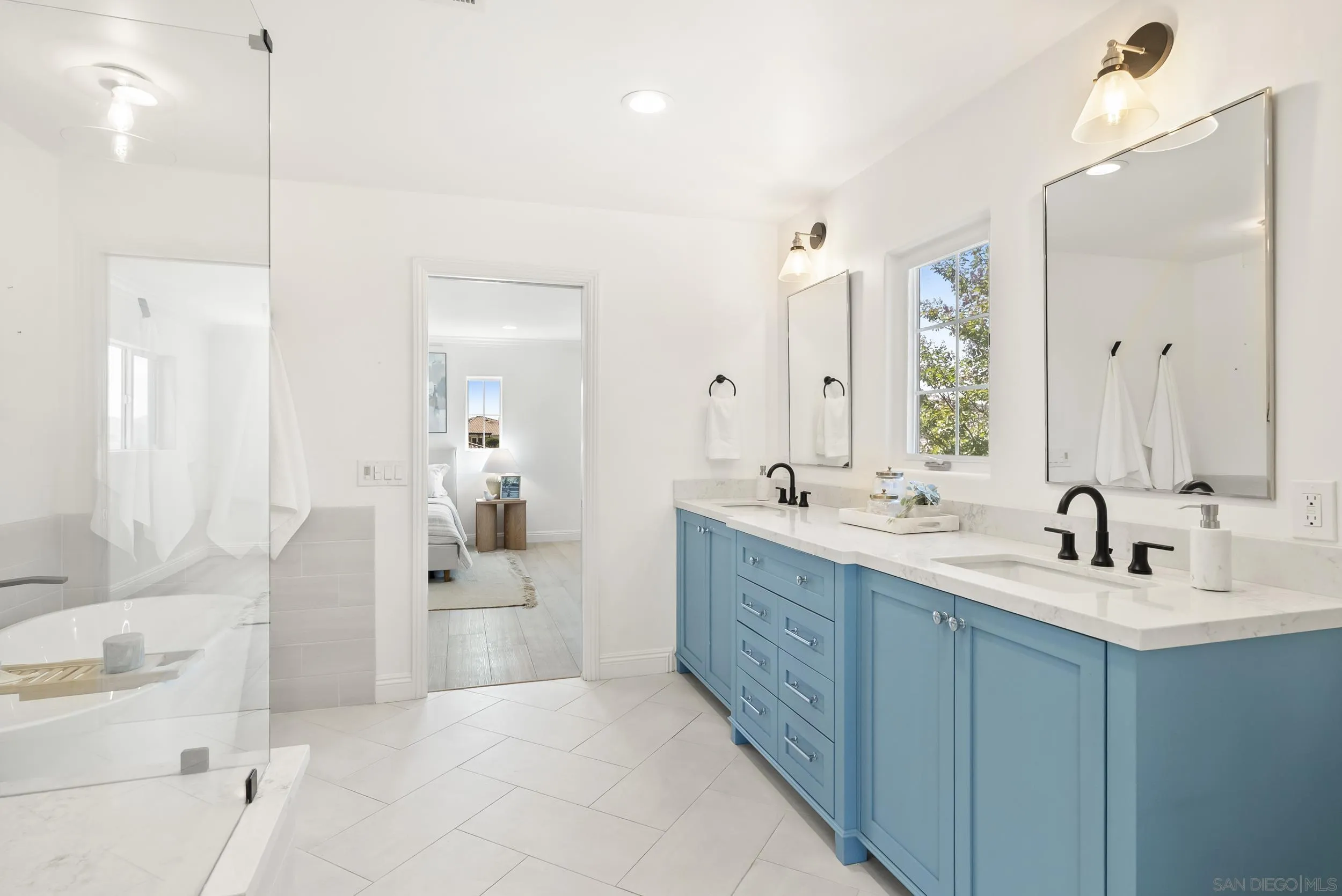 https://cdn.realtyfeed.com/cdn/127/260015000/453f805d1c1879412151a1eeb1b75f07.webp