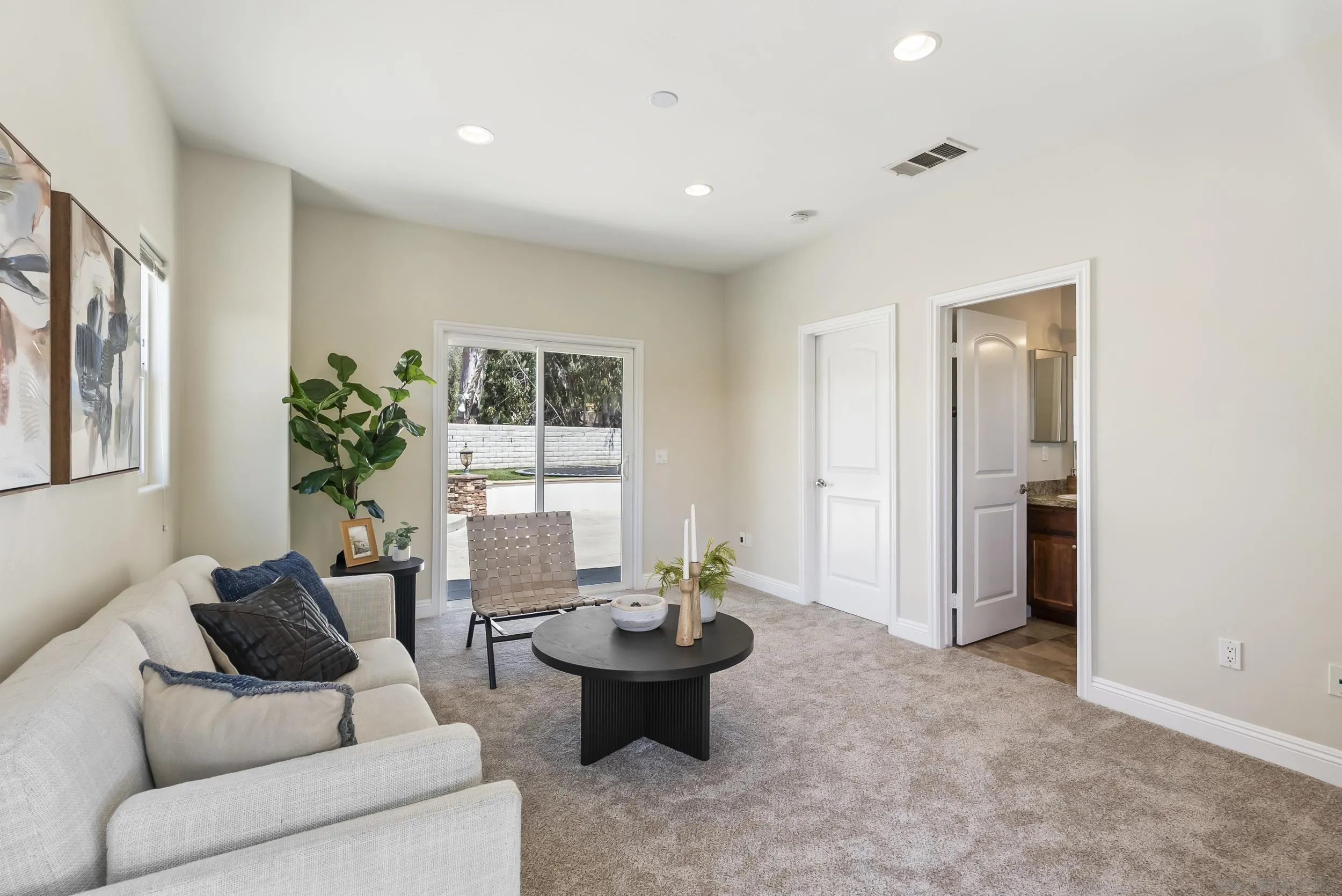 https://cdn.realtyfeed.com/cdn/127/260015000/5e165acedffc0ed8c8b621fc933ec1a2.webp